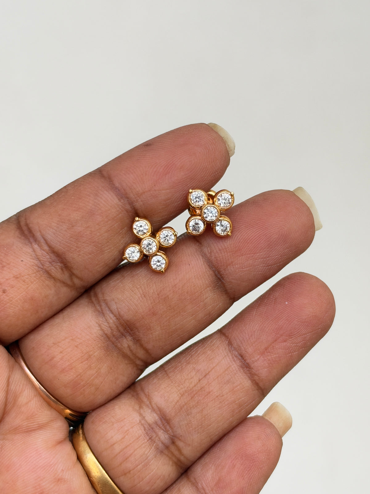 Ph902 panchaloham 5stones back screw studs