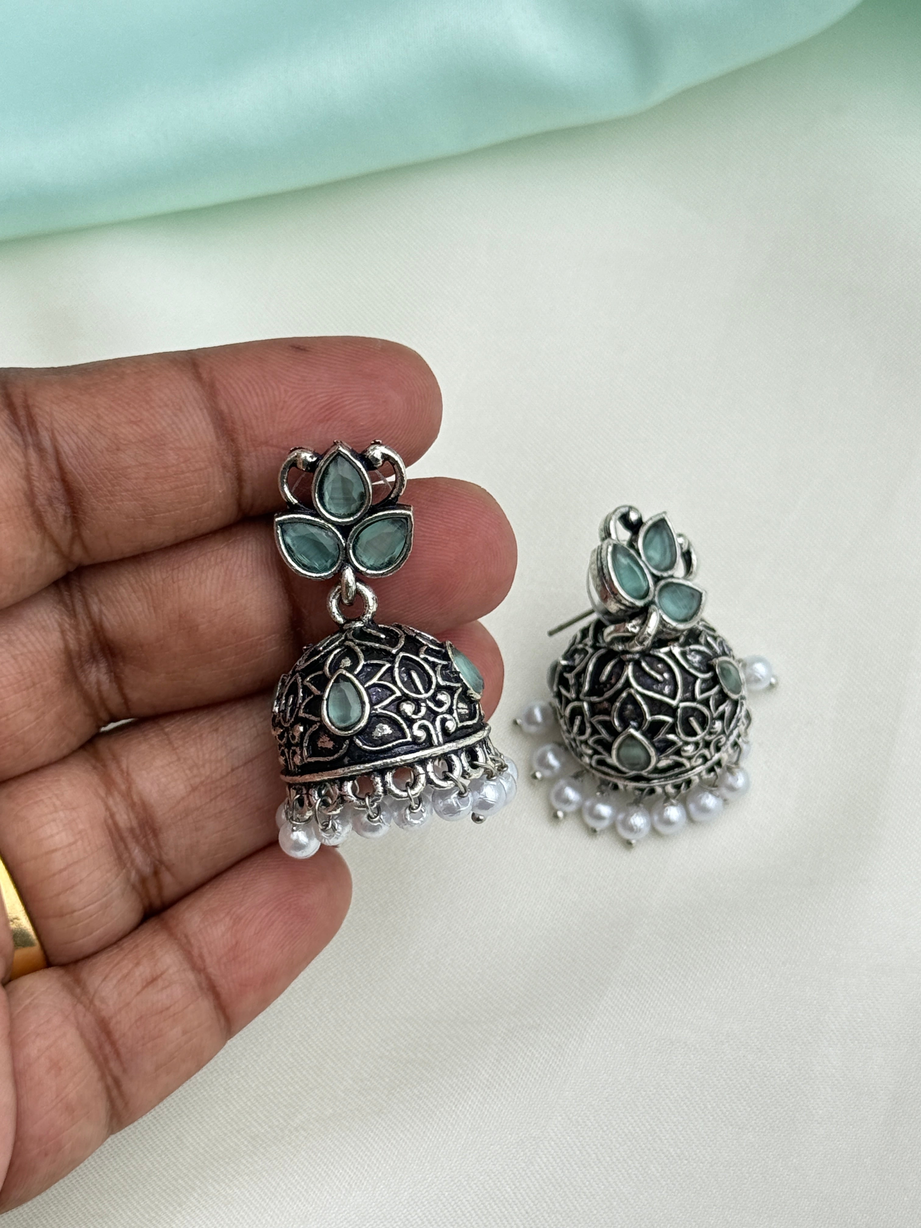 Er207 oxidised butta back push earings