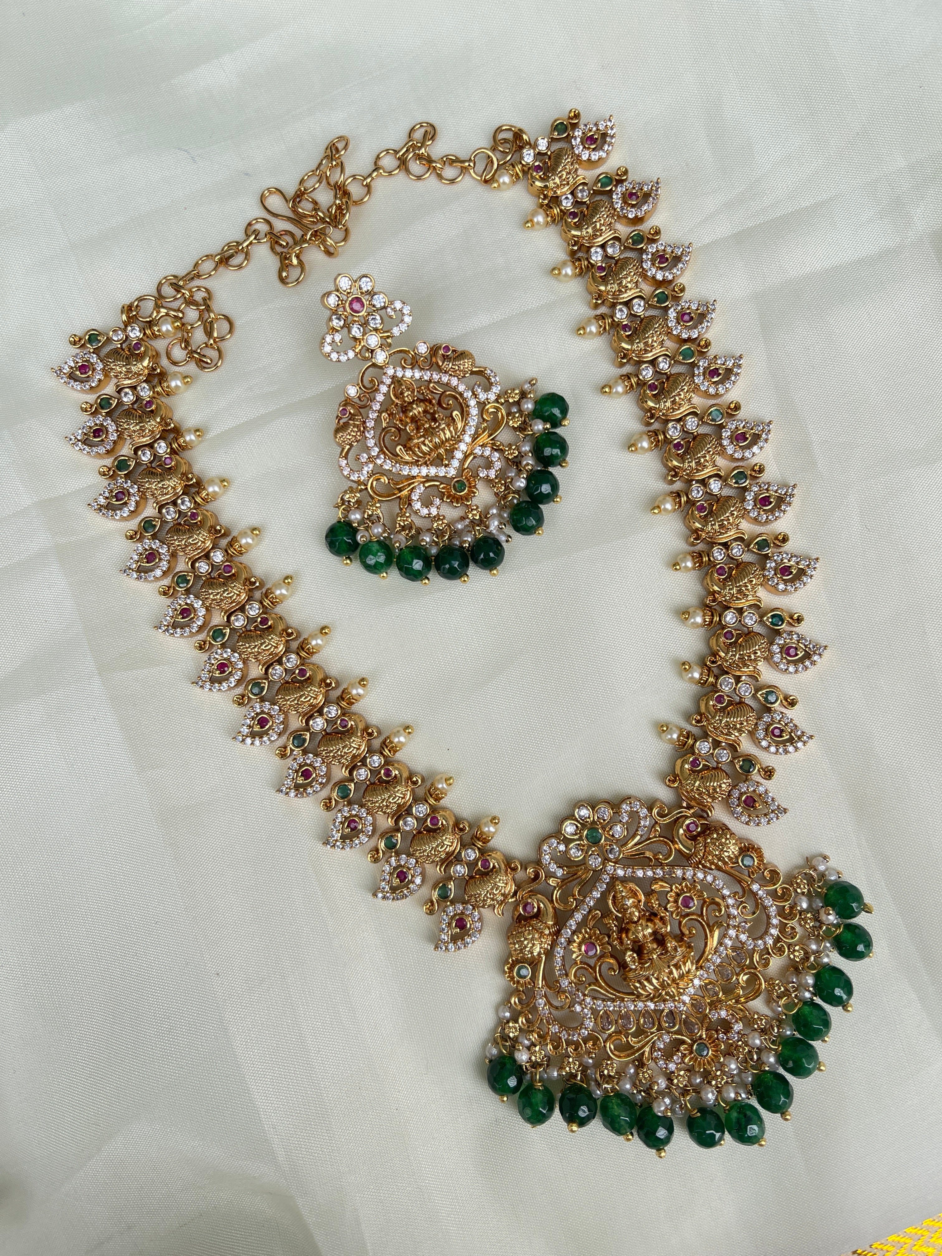 3/th green beads Lakshmi haram