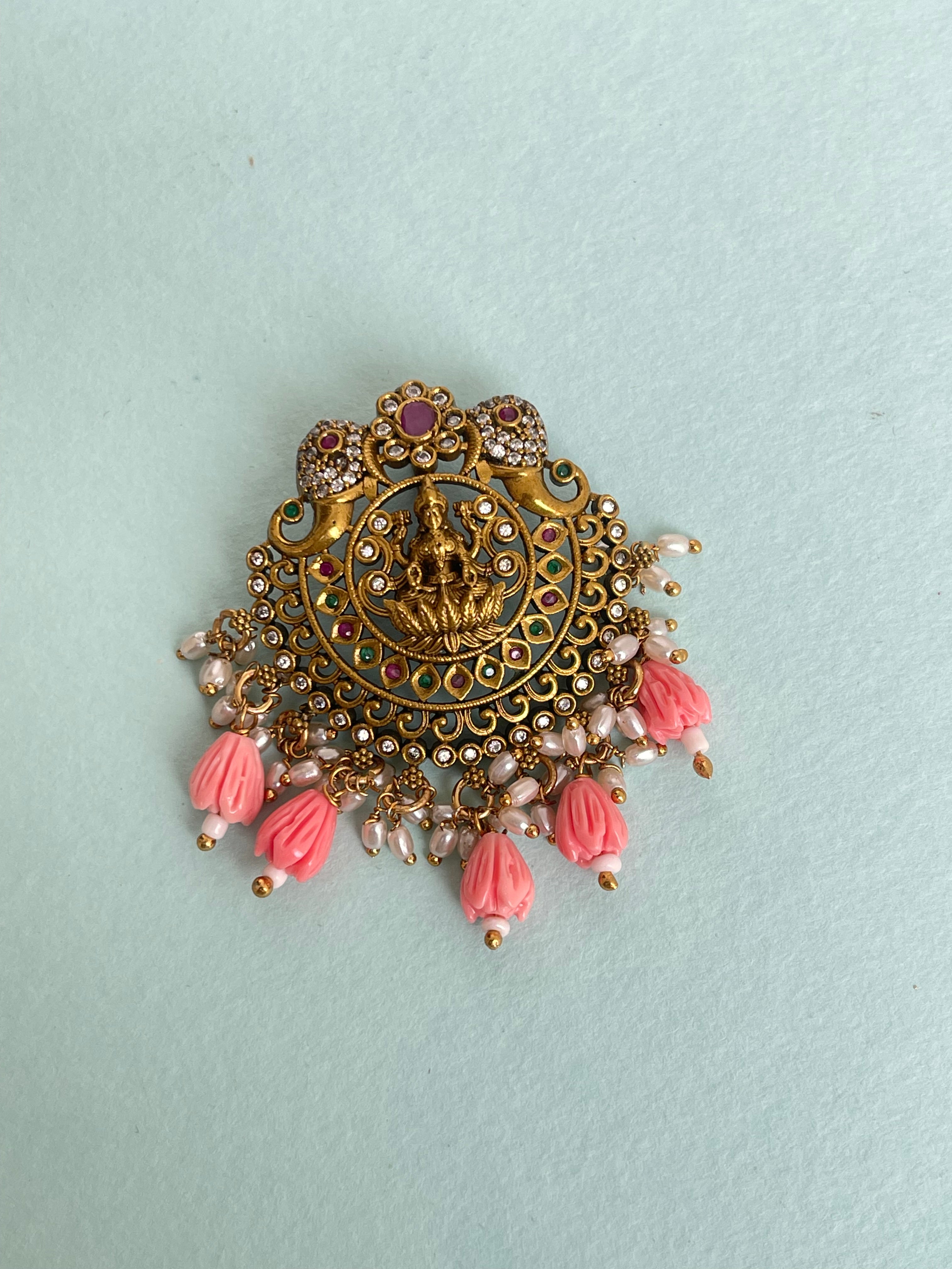 Tulip beads Mehandi polish pendant