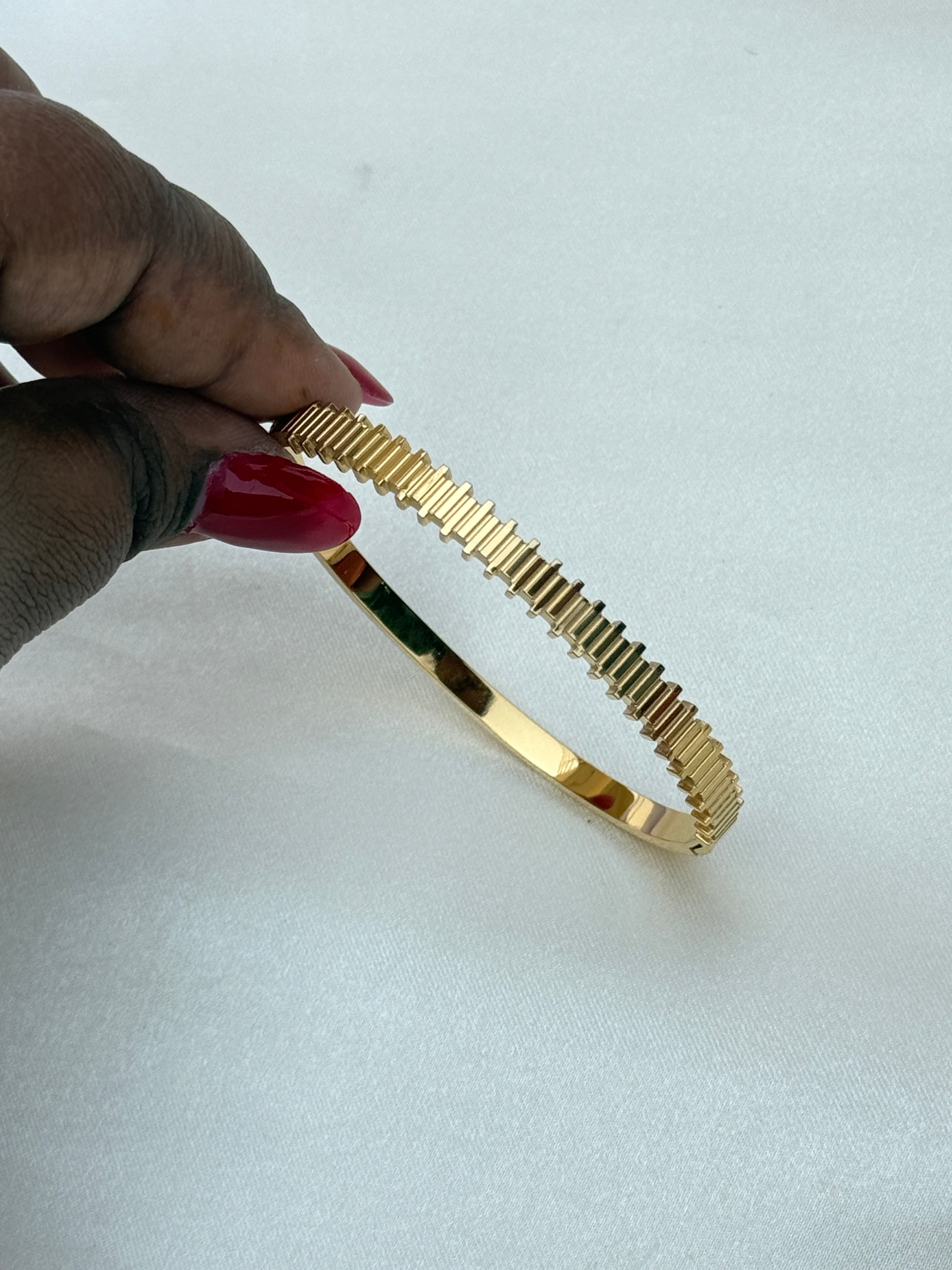 Ab082 anti tarnish openable plain kada bracelet