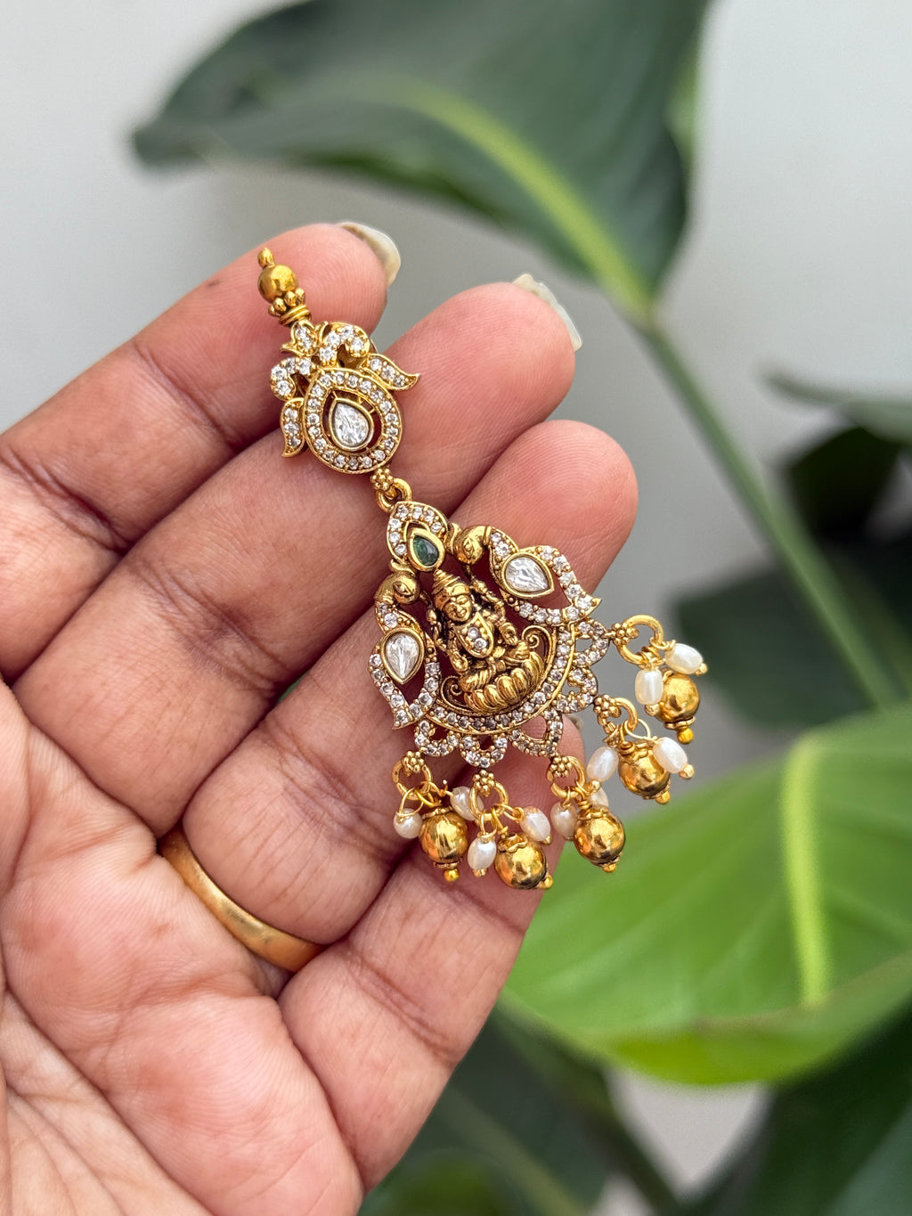 Er85 Lakshmi Devi moissanite chandbali earrings