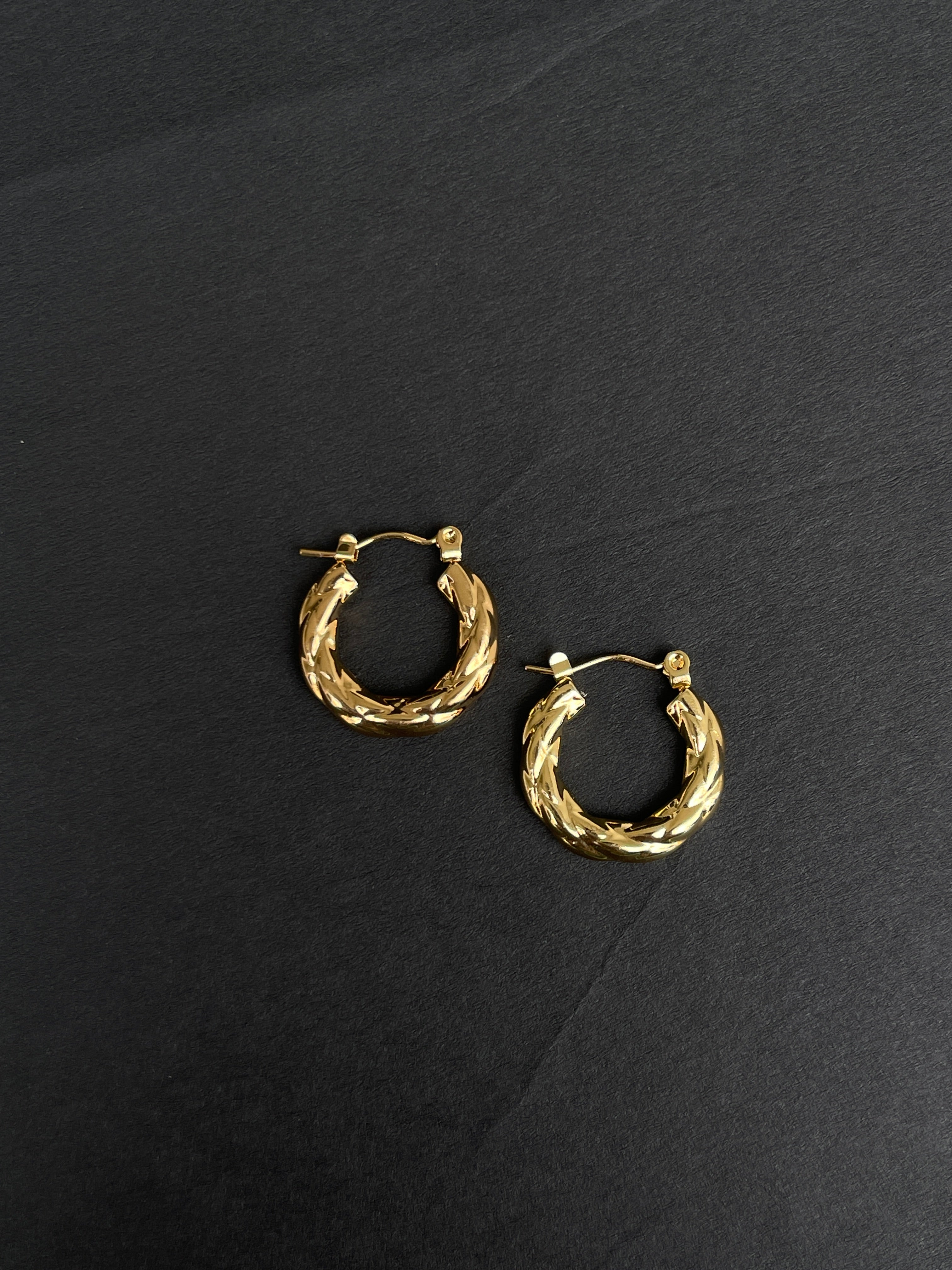 Round hoops Color won't fade