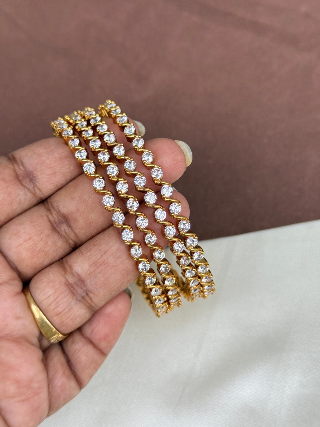 Sb112 set of 2 white stone bangles