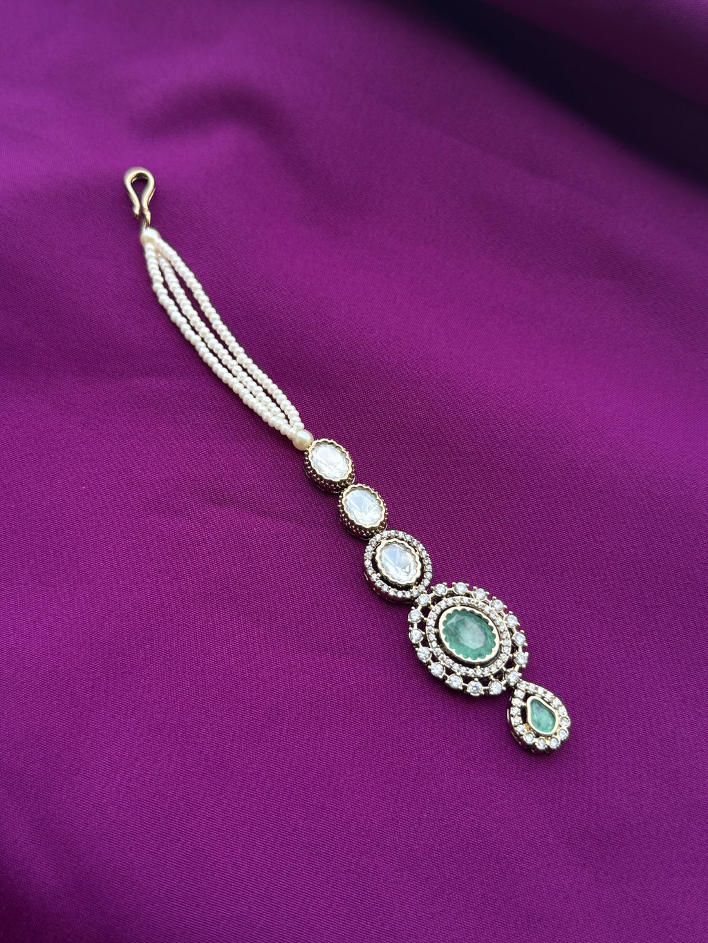 Mossinaite stones 3 layers pearls tikka tk807