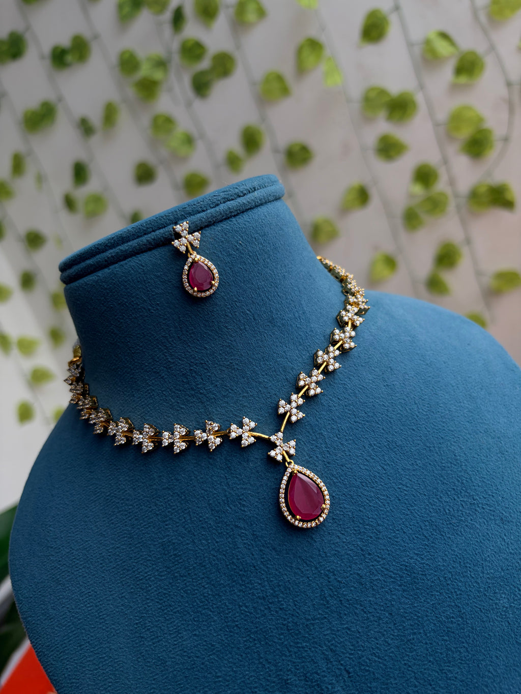 Ns280 Short Neckset with Earrings