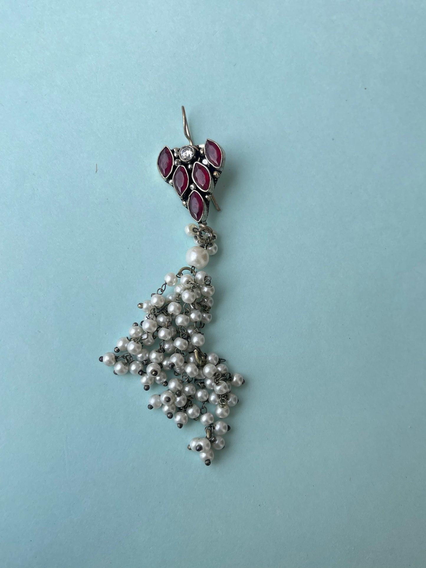 Ruby hook hanging pearl earrings