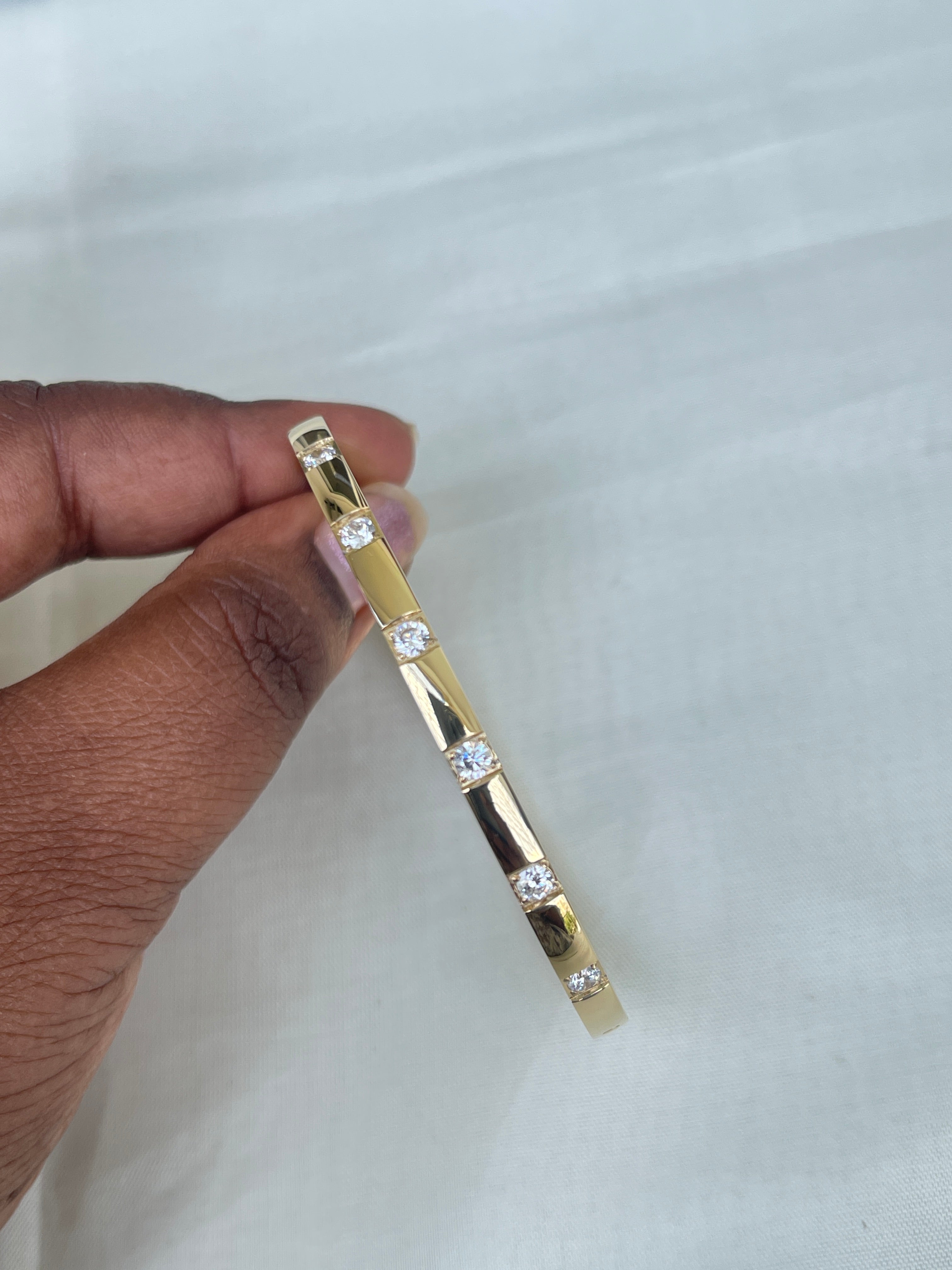 Anti tarnish dots bracelet