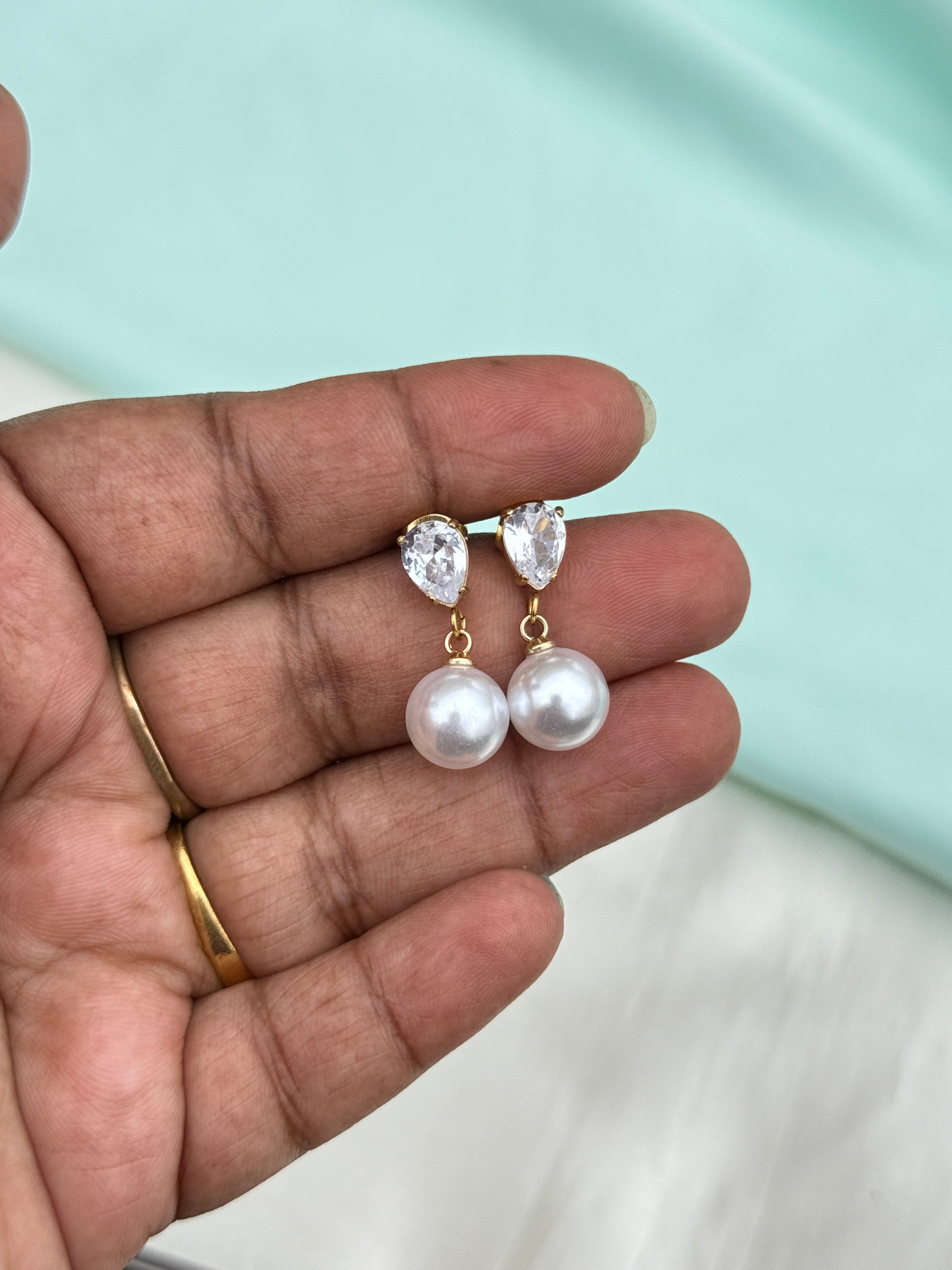 Er298 anti tarnish hanging Perl back push earrings