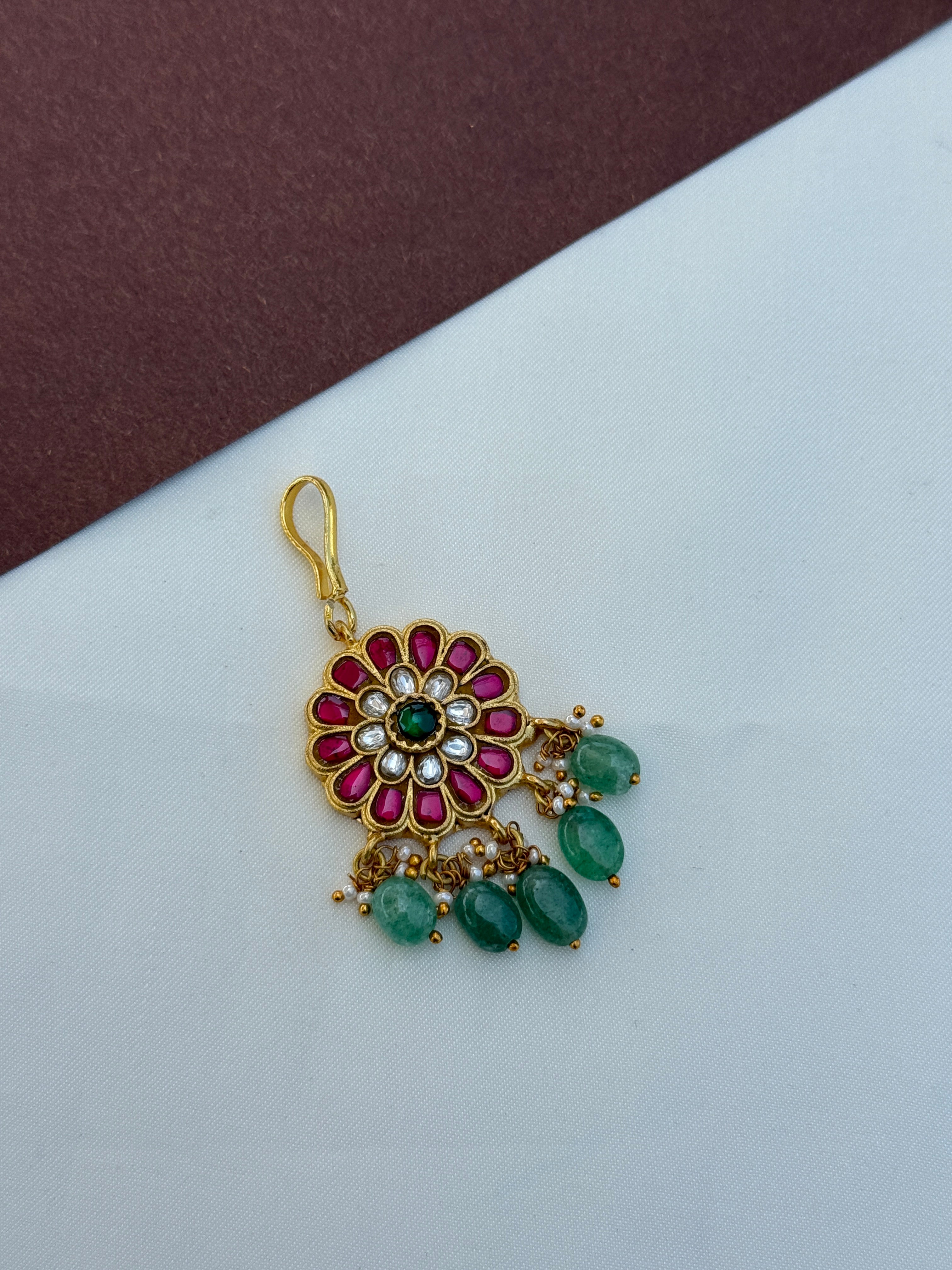 Tk705 jadau kundan tikaa