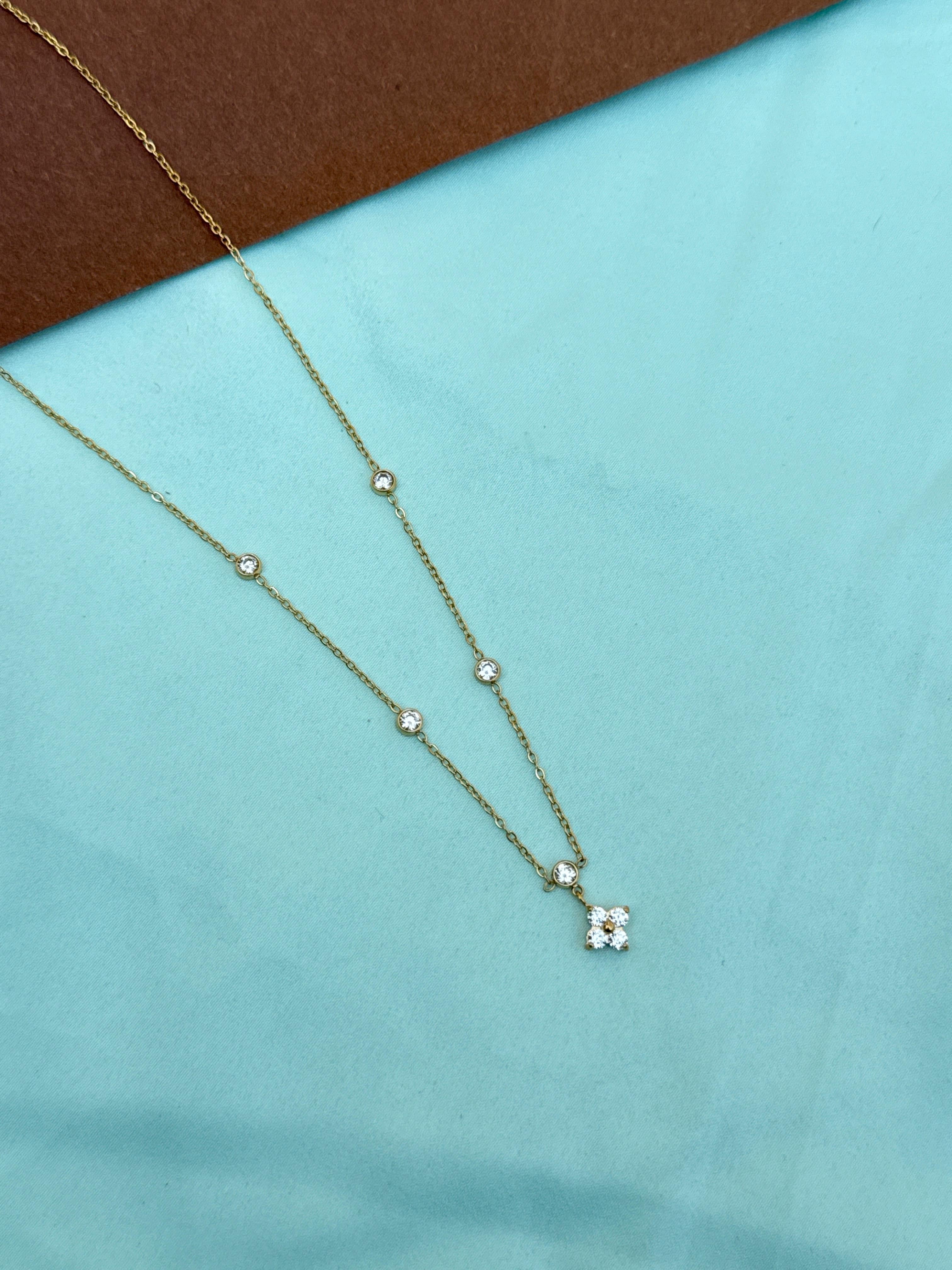 Dc085 anti tarnish single line stones and flower 18inches adjustable daily wear chain