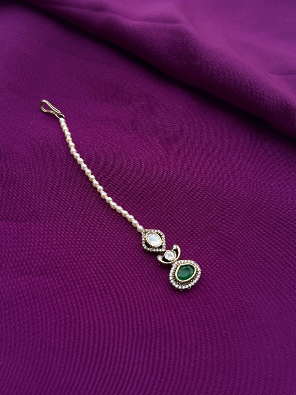 Stones Mossanite chain tikka tk805