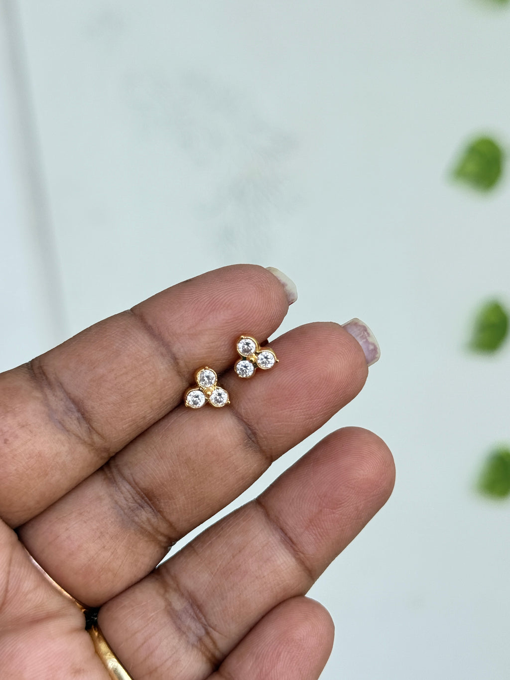 Ph175  panchaloham small 3 stone back screw  studs