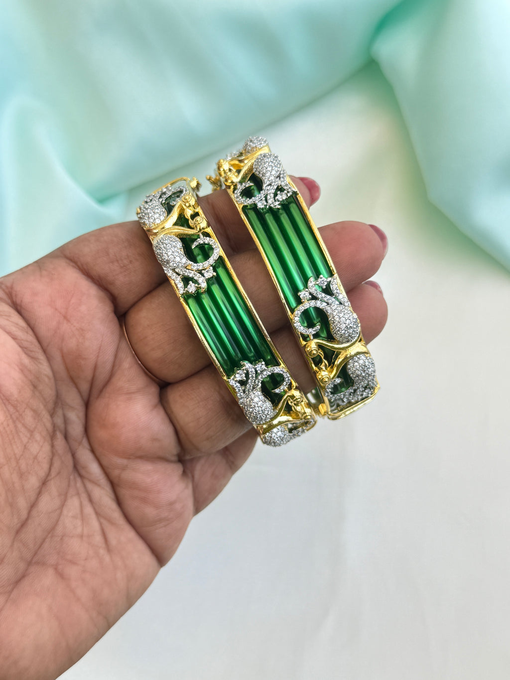 Sb662 changeable bangles you can change into 10 different Colours
