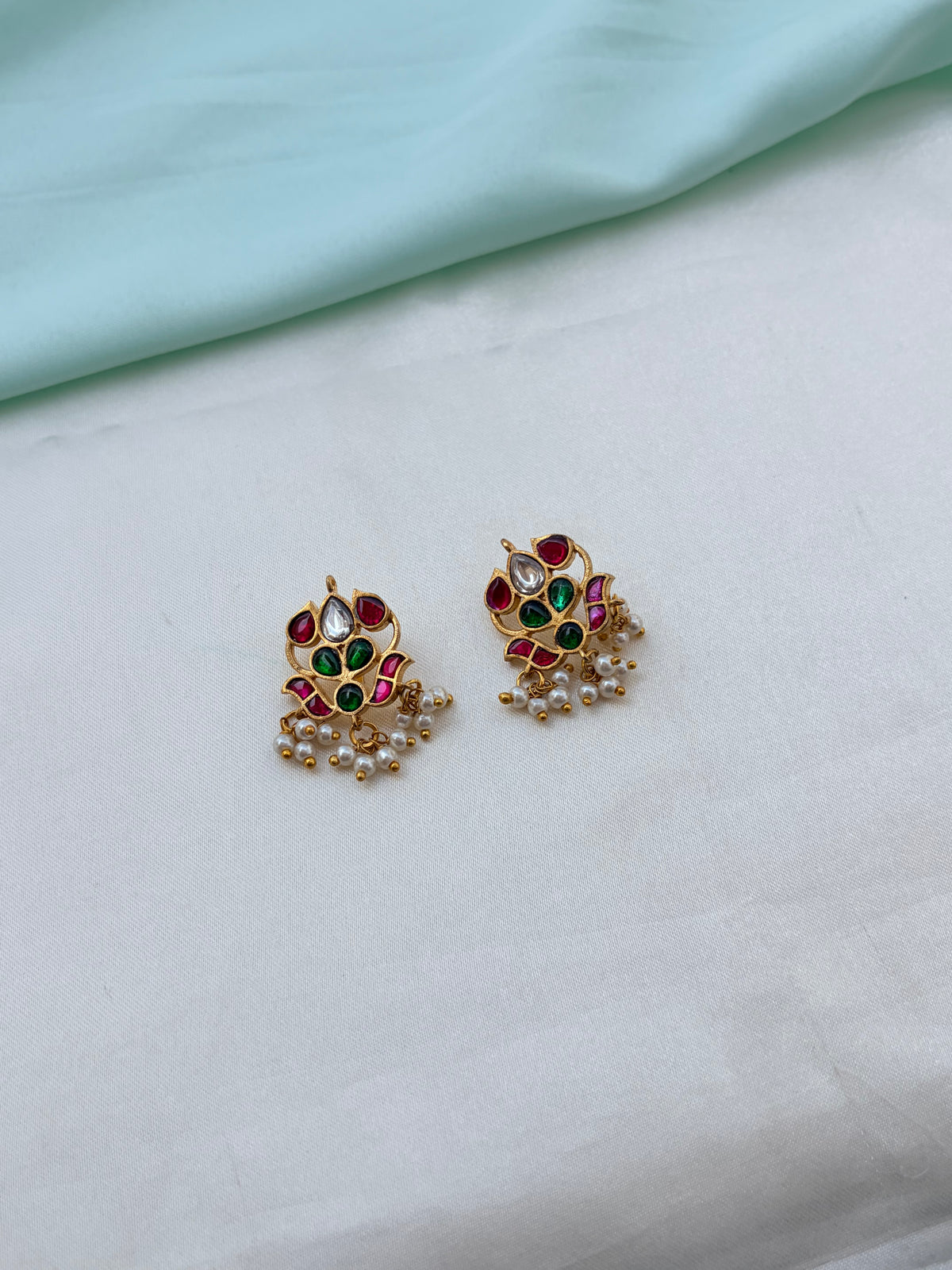 Jadau Kundan small pearls bugadi bg0020