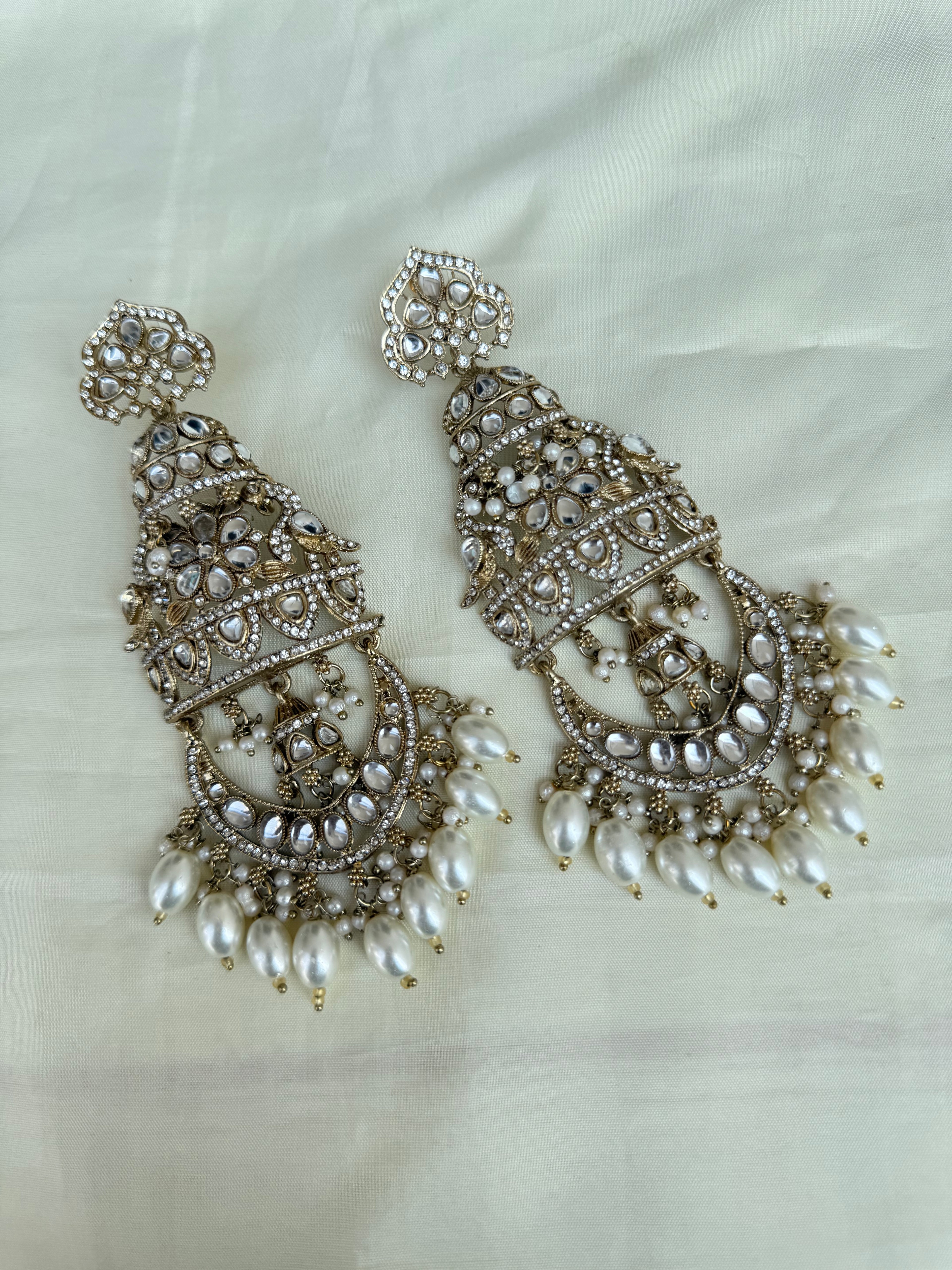 Mn003 big size flamingo statement earrings (5-6 inches approximately)