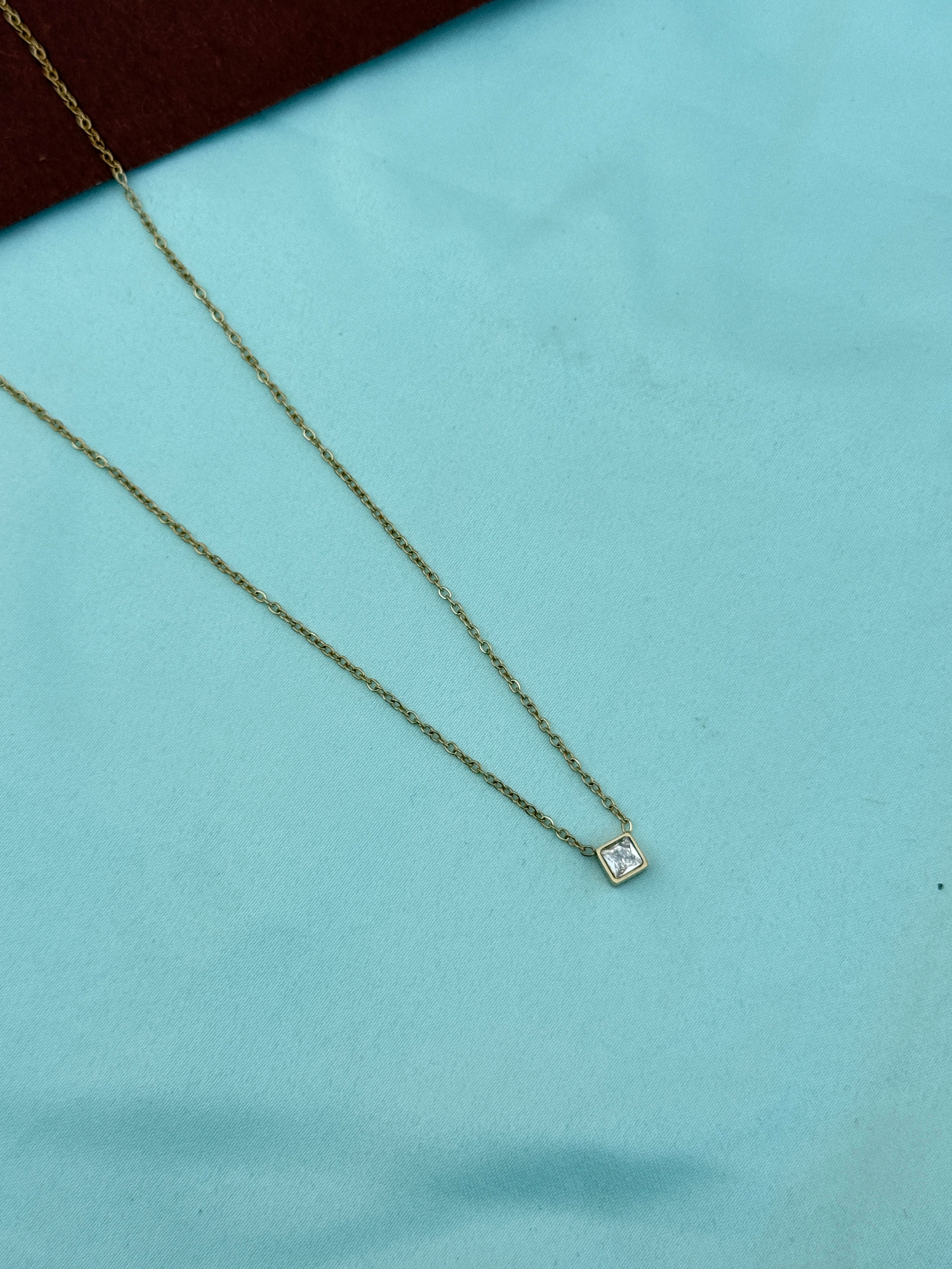 Dc046 anti tarnish single stone 18inches daily wear chain