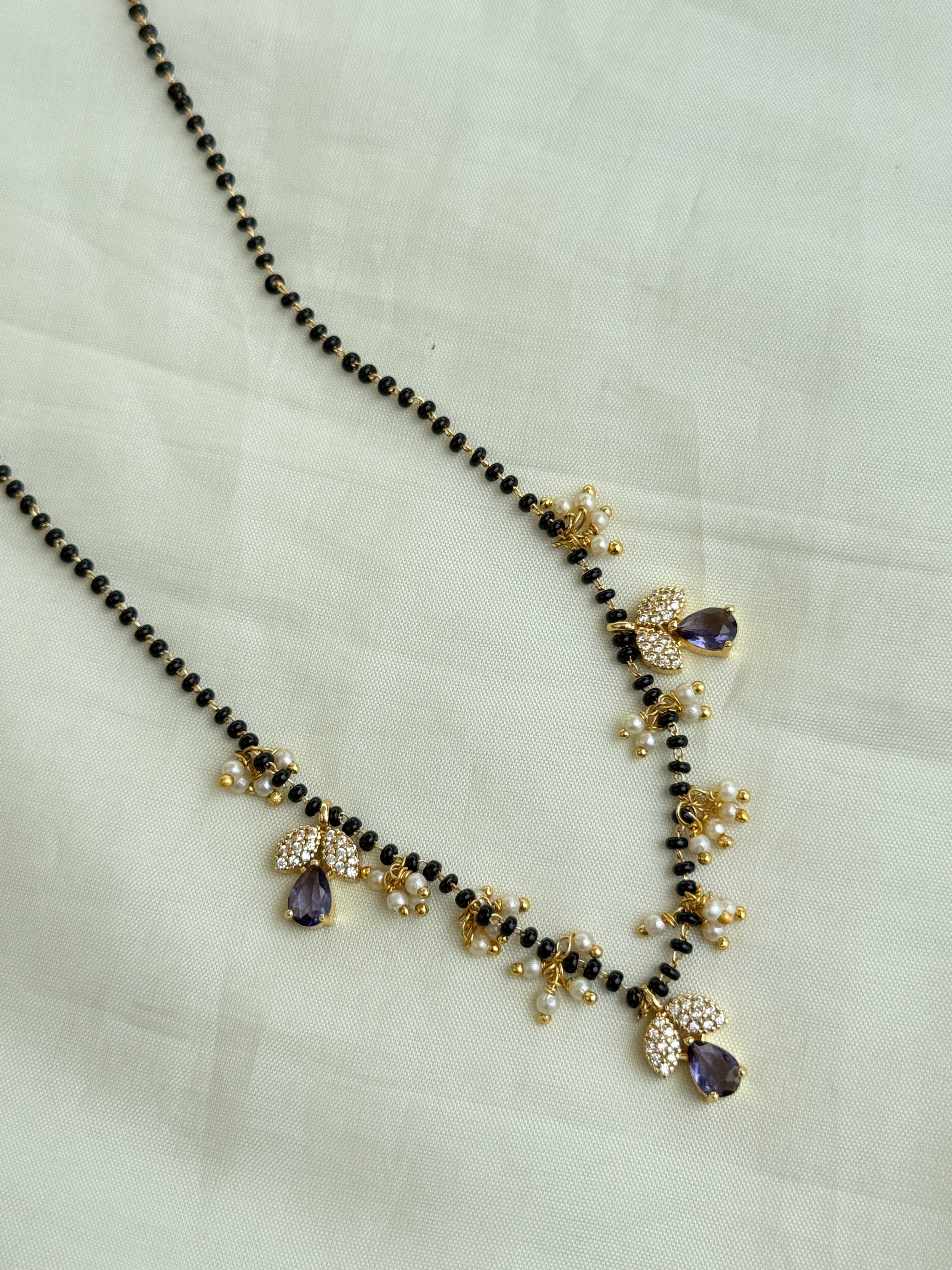 Bb005 single line leaf blackbeads in purple and green