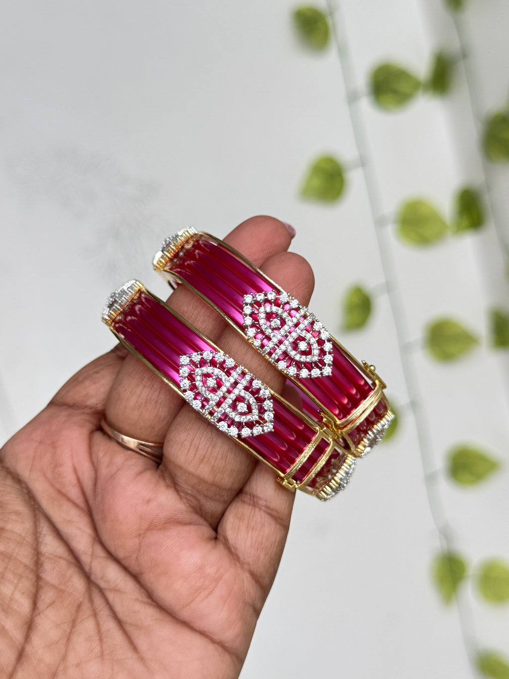 Sb660 changeable bangles.u can change into 10different colors