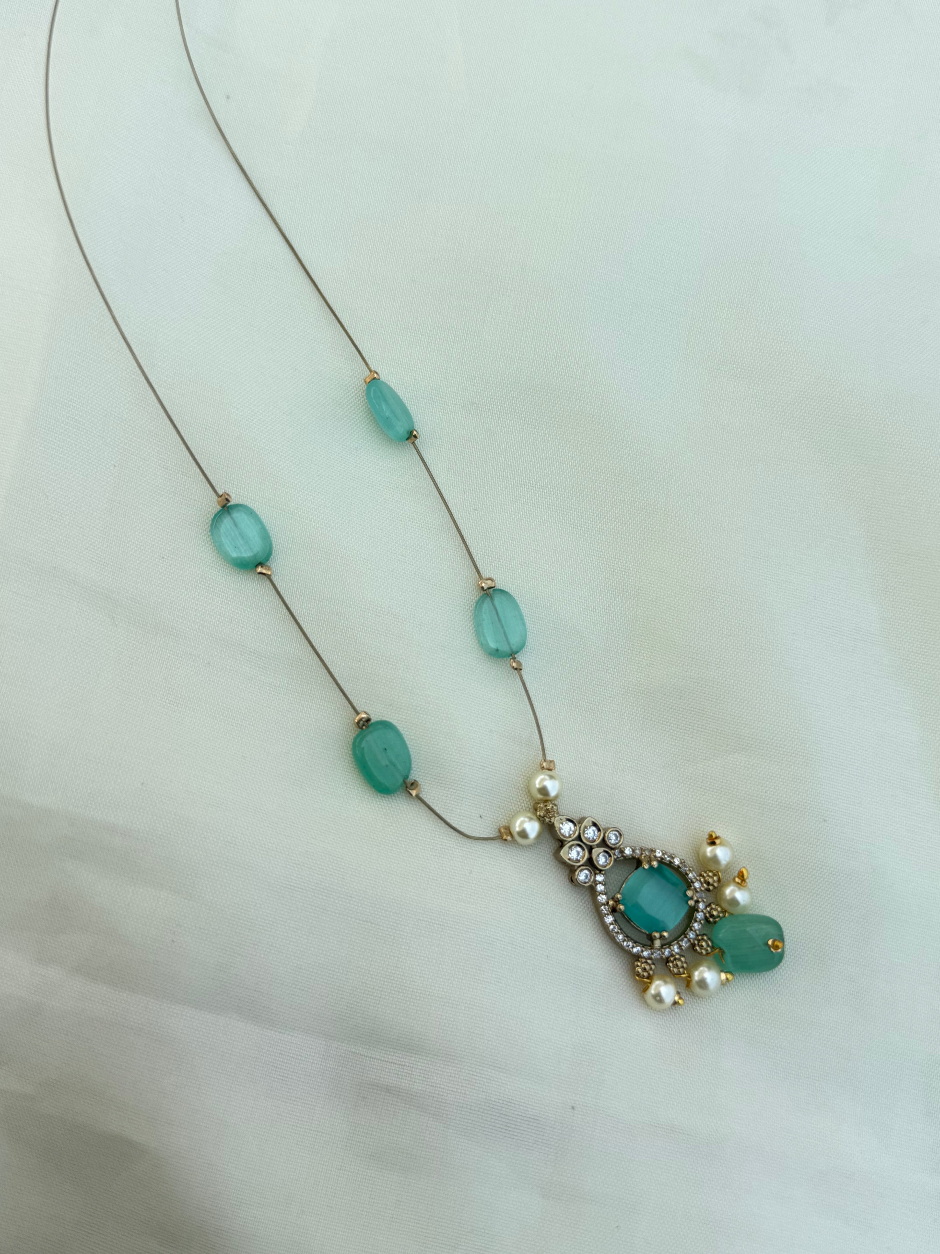 Ns0023 invisible light green  neckset