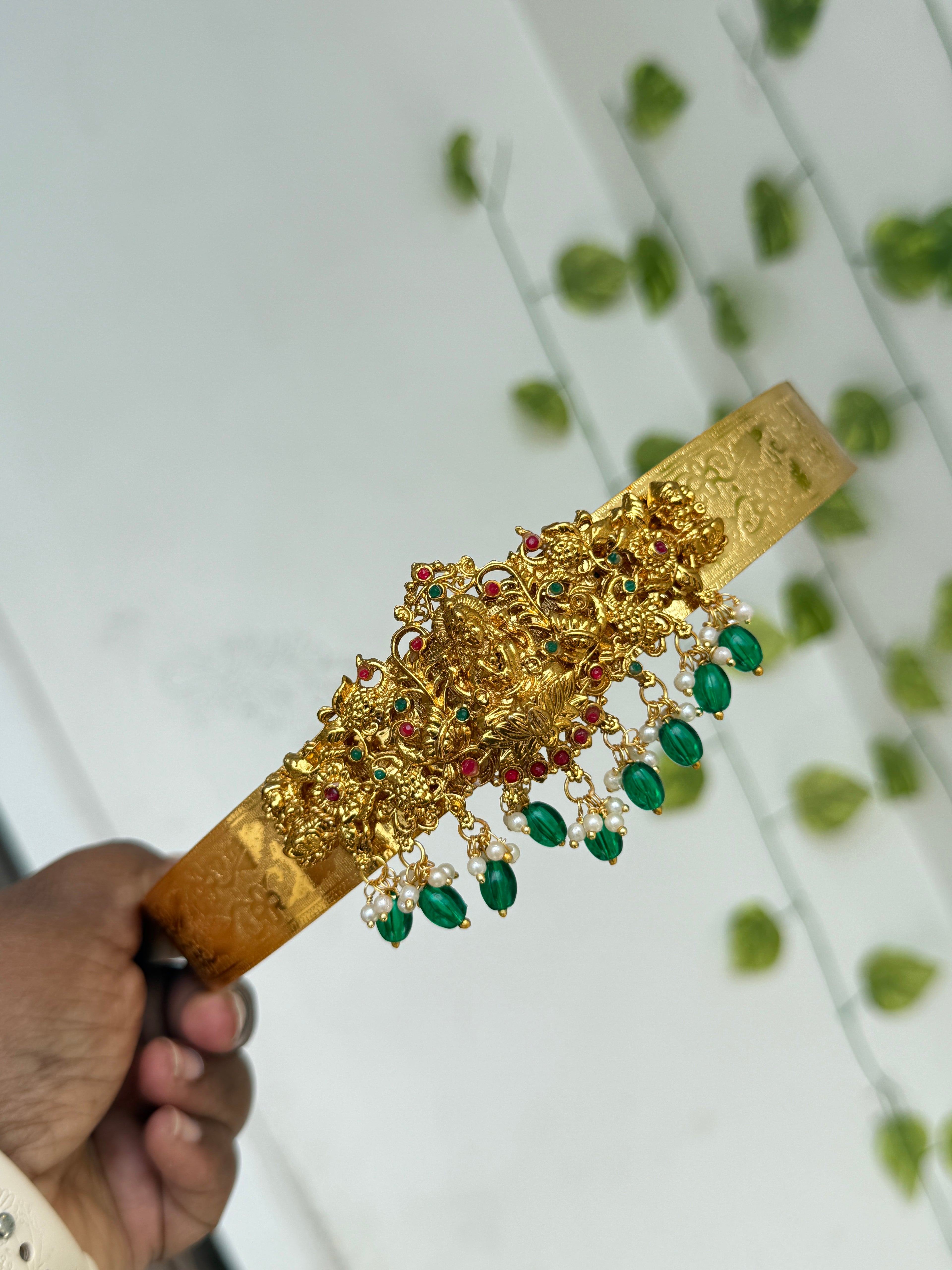 Hb703 textured Lakshmi devi with green beads hipbelt