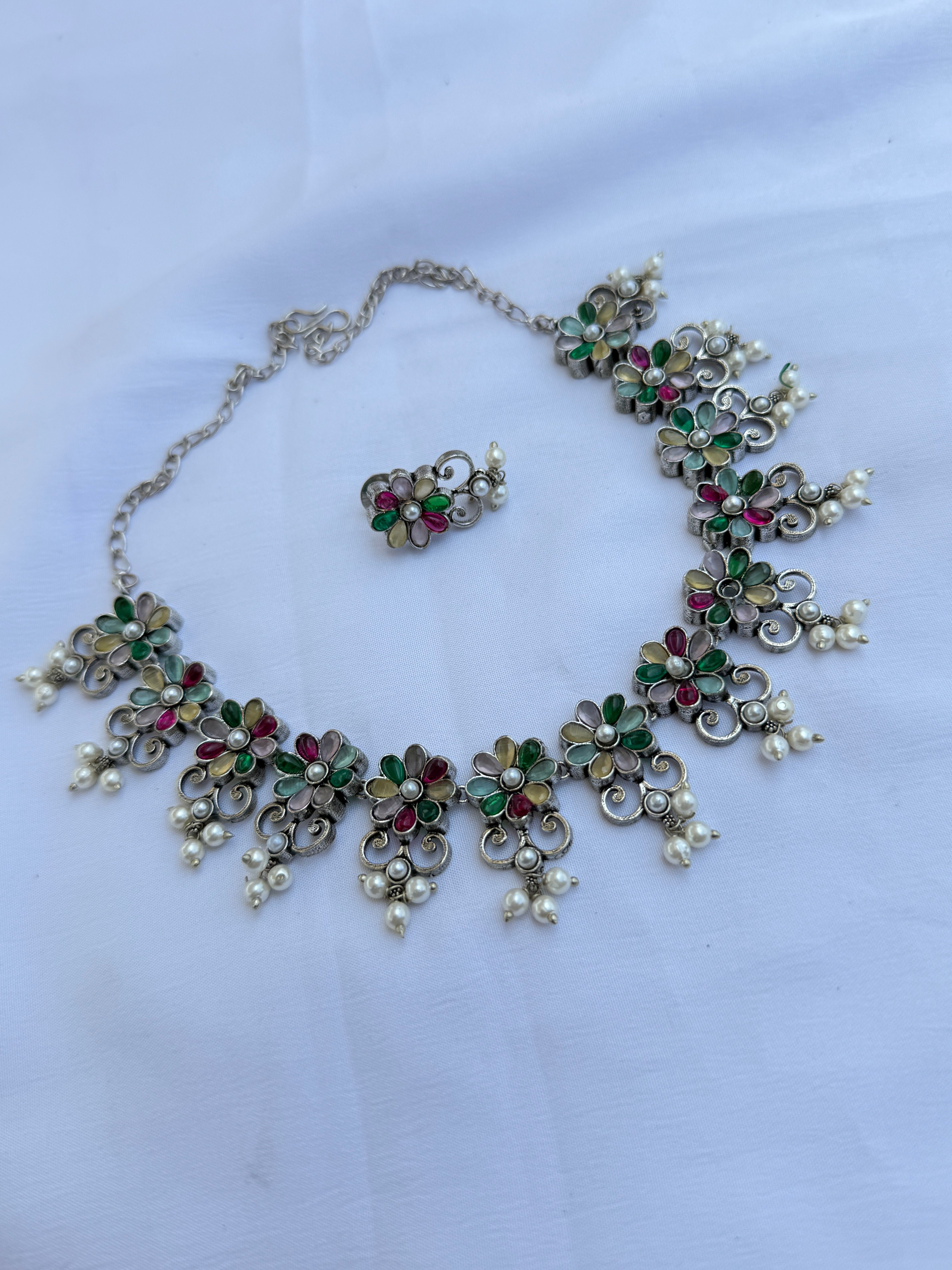 0x102  Oxidised multi pastel pearl neckset with earrings