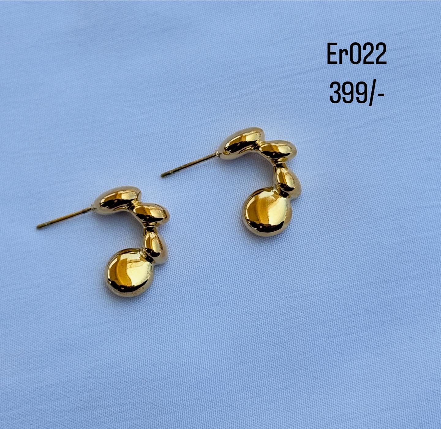 At001 Anti tarnish earrings (color won't fade)