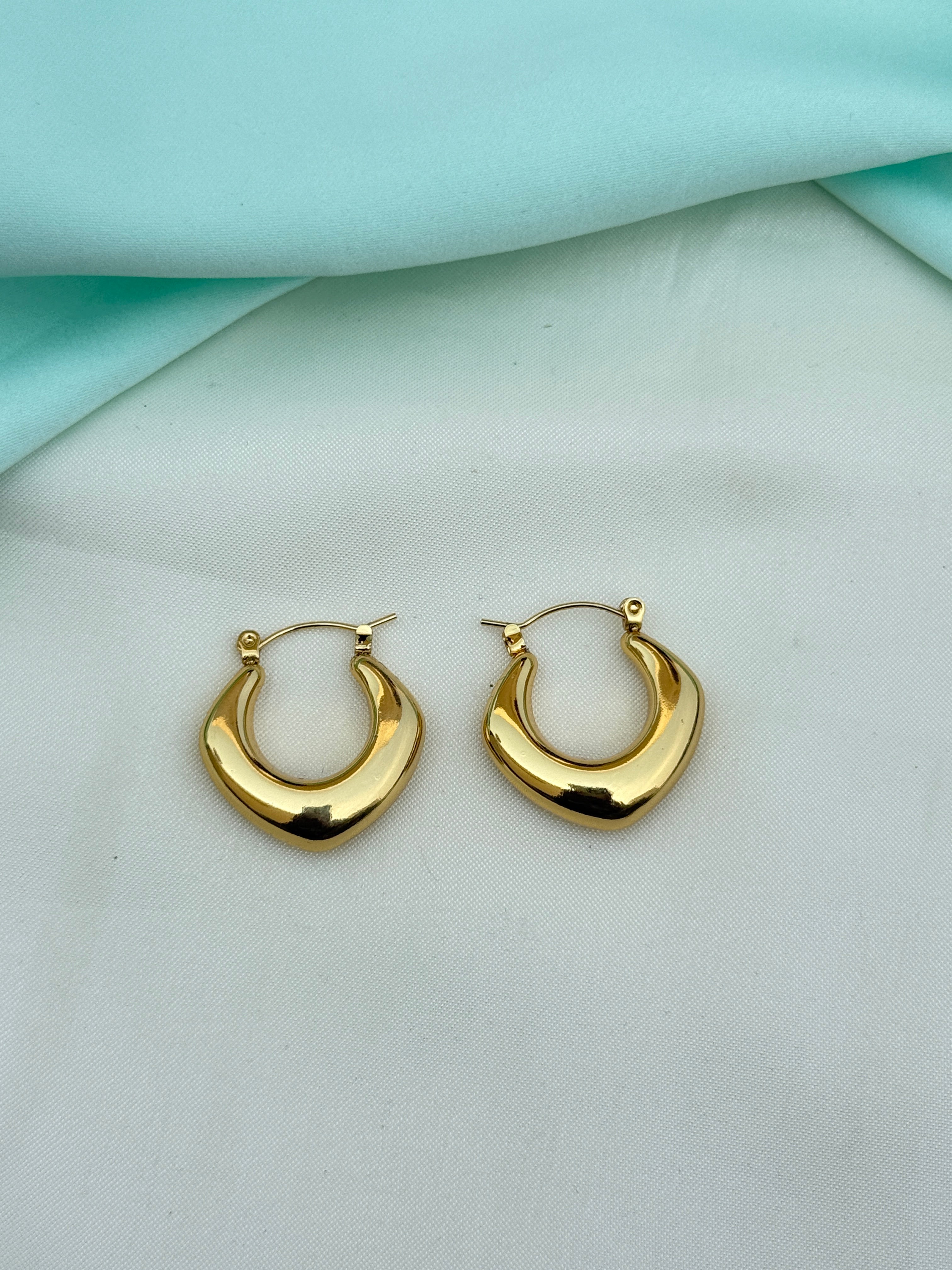 St080 anti tarnish hoops