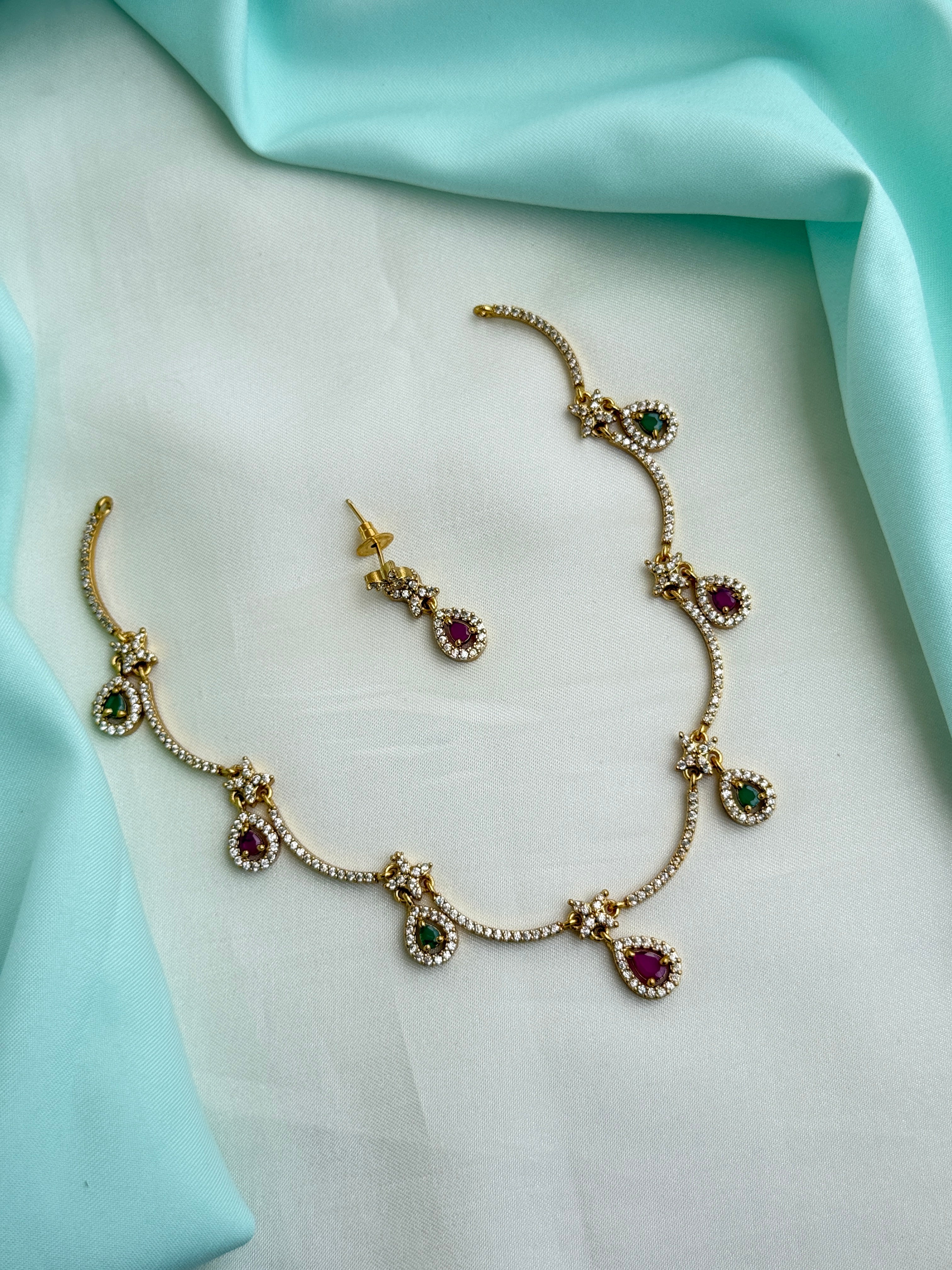 Ns821 7 drops flowers stones short neckset with earrings