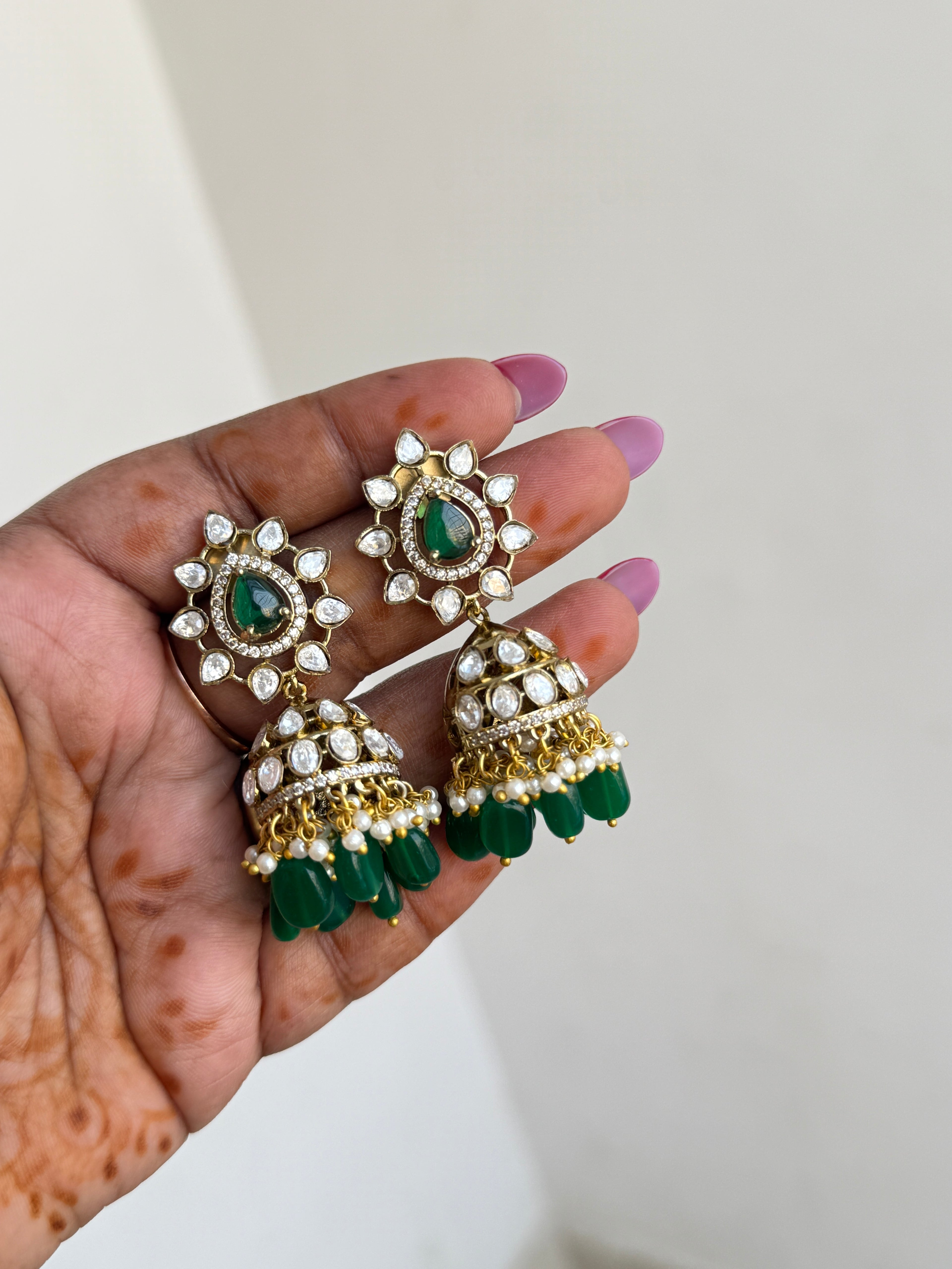 Er210 green stone moissanite butta earrings with green beads