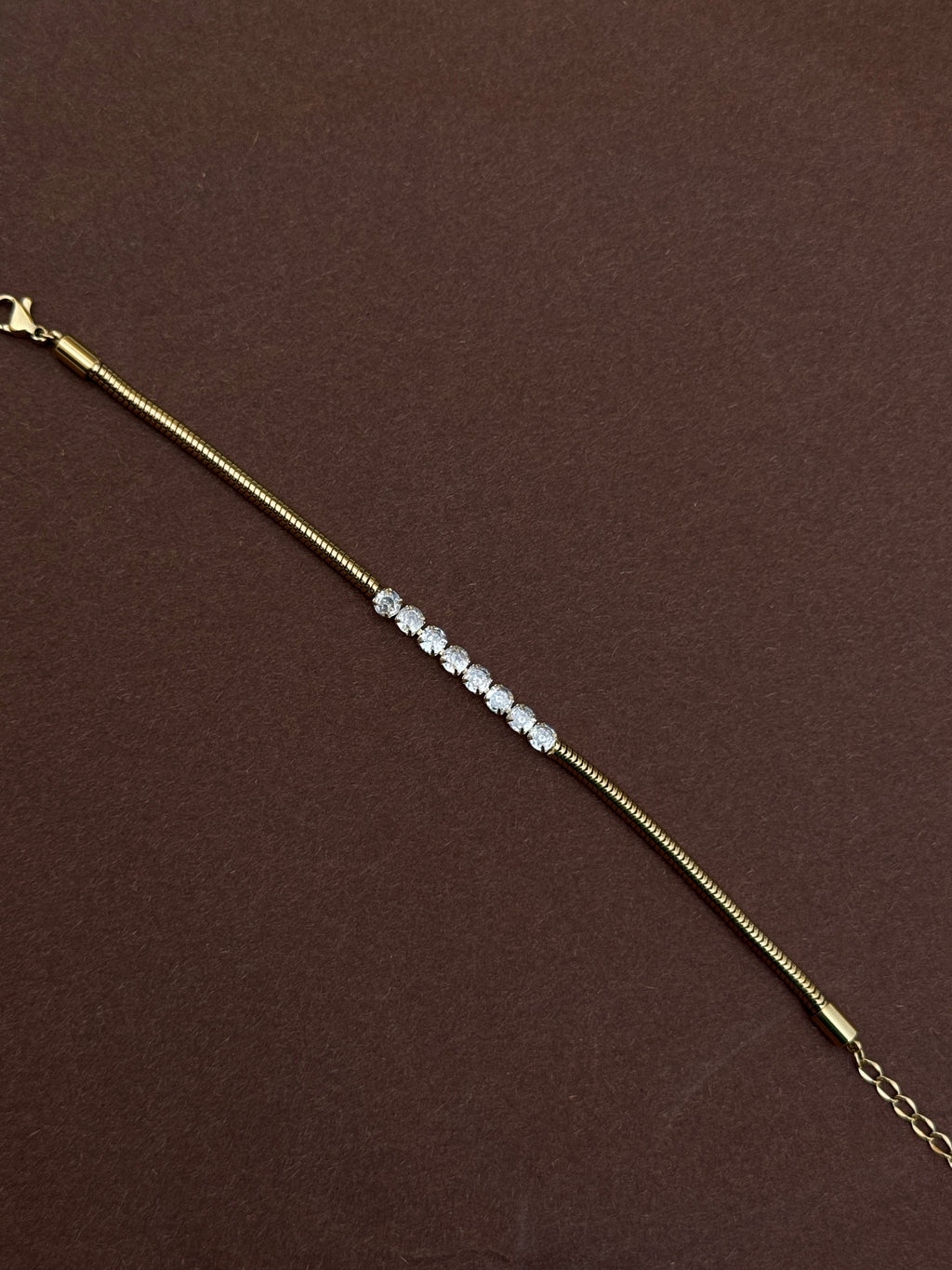 Ab553 anti tarnish white stones 8 inches chain bracelet