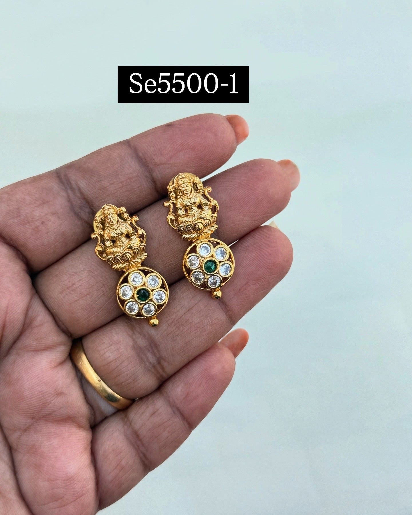 250/- sale Earrings