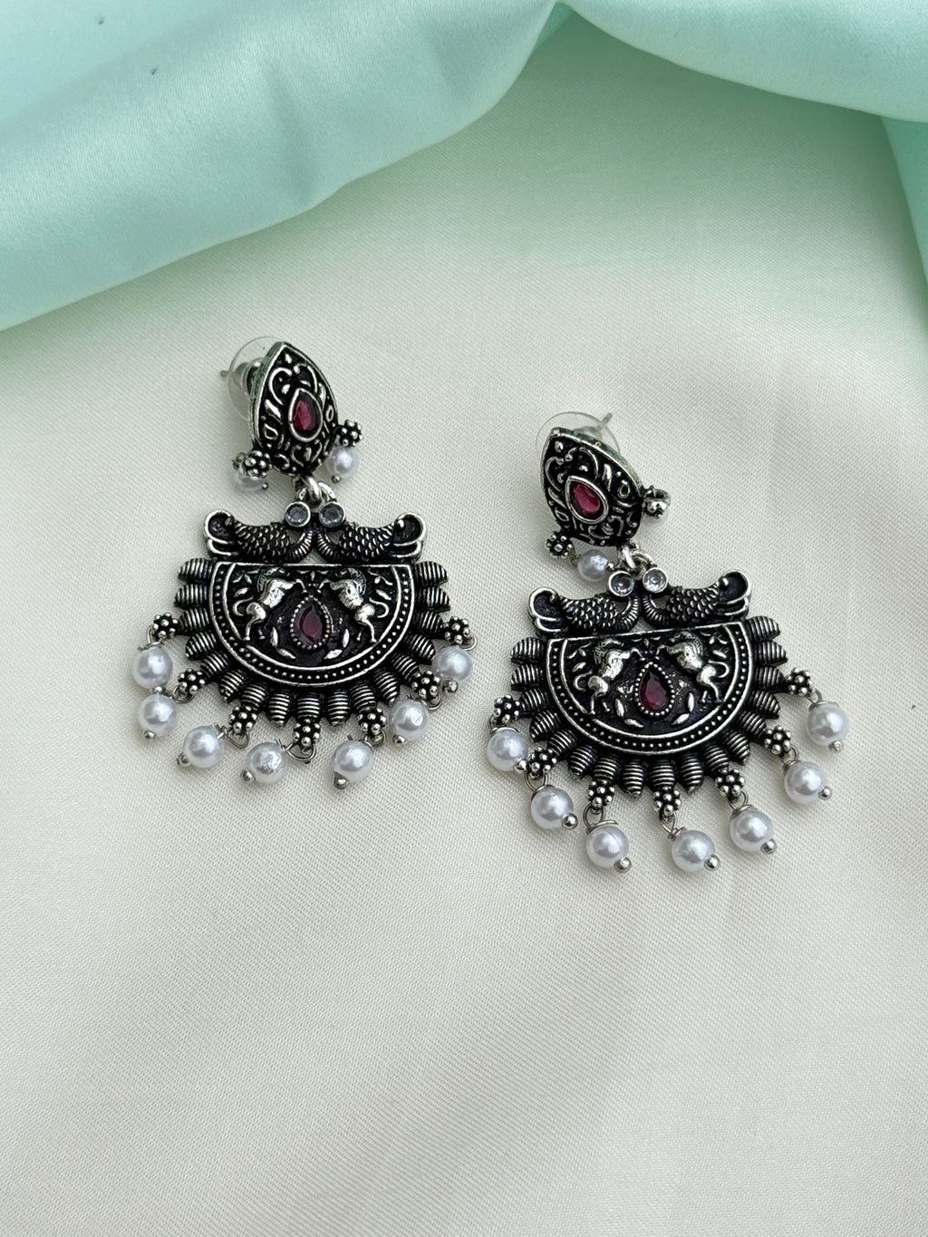 Er208 oxidised chandbalis back push earrings