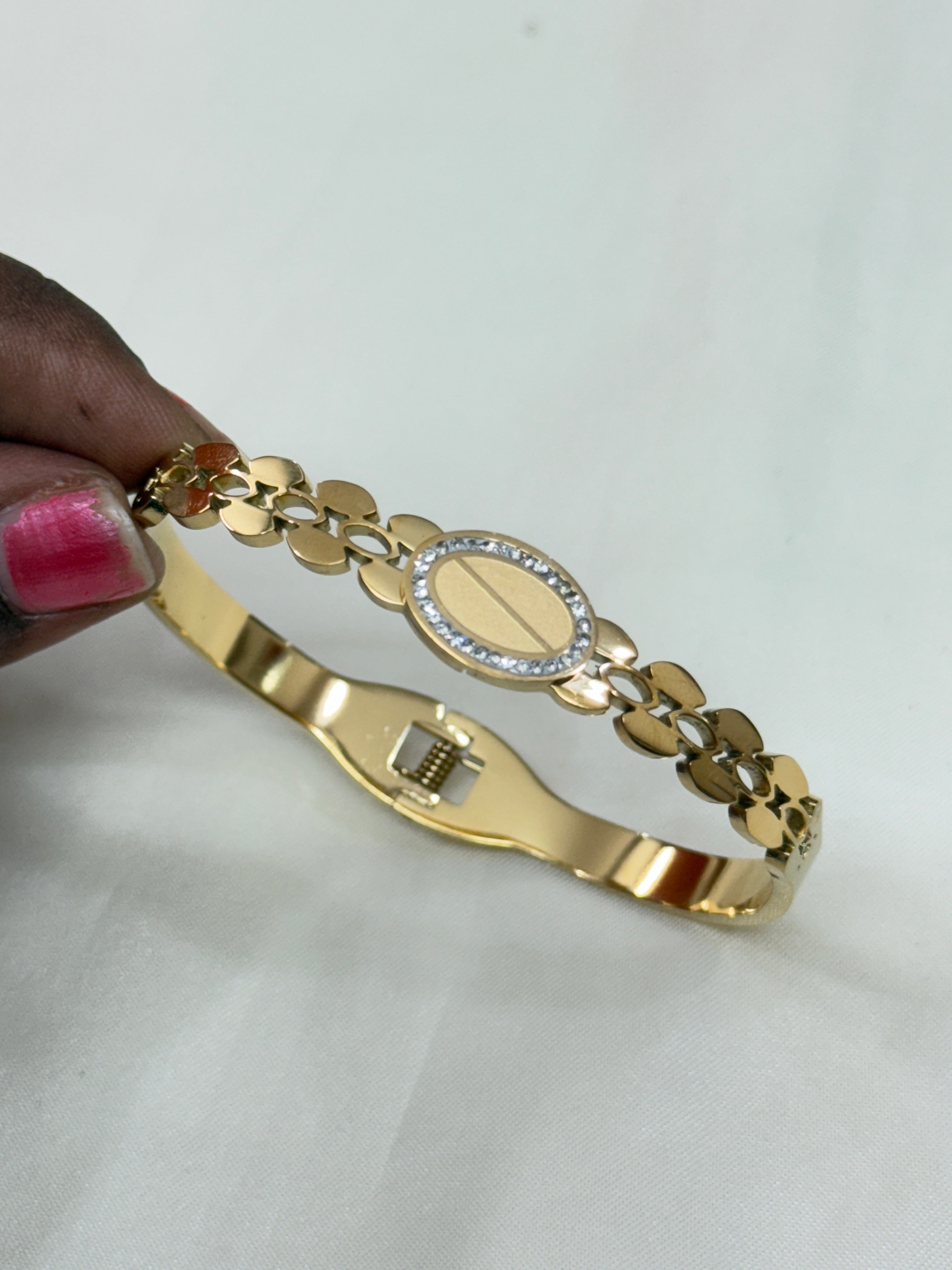 Ab042 plain gold openable anti tarnish bracelet