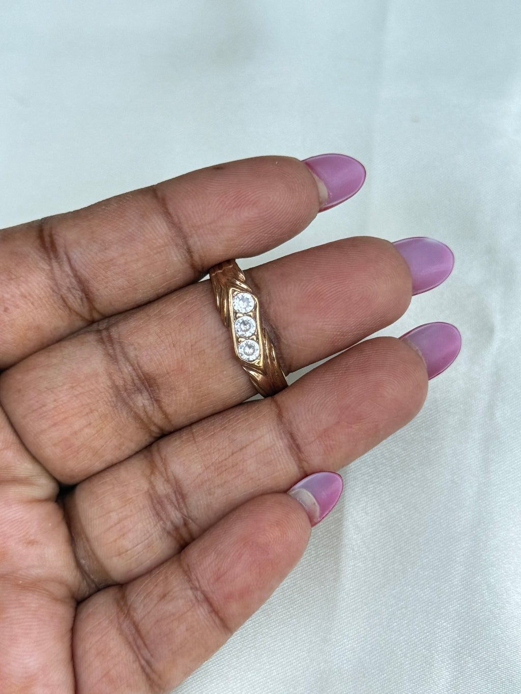 Rg070 panchaloham unpolished 3 stones finger ring