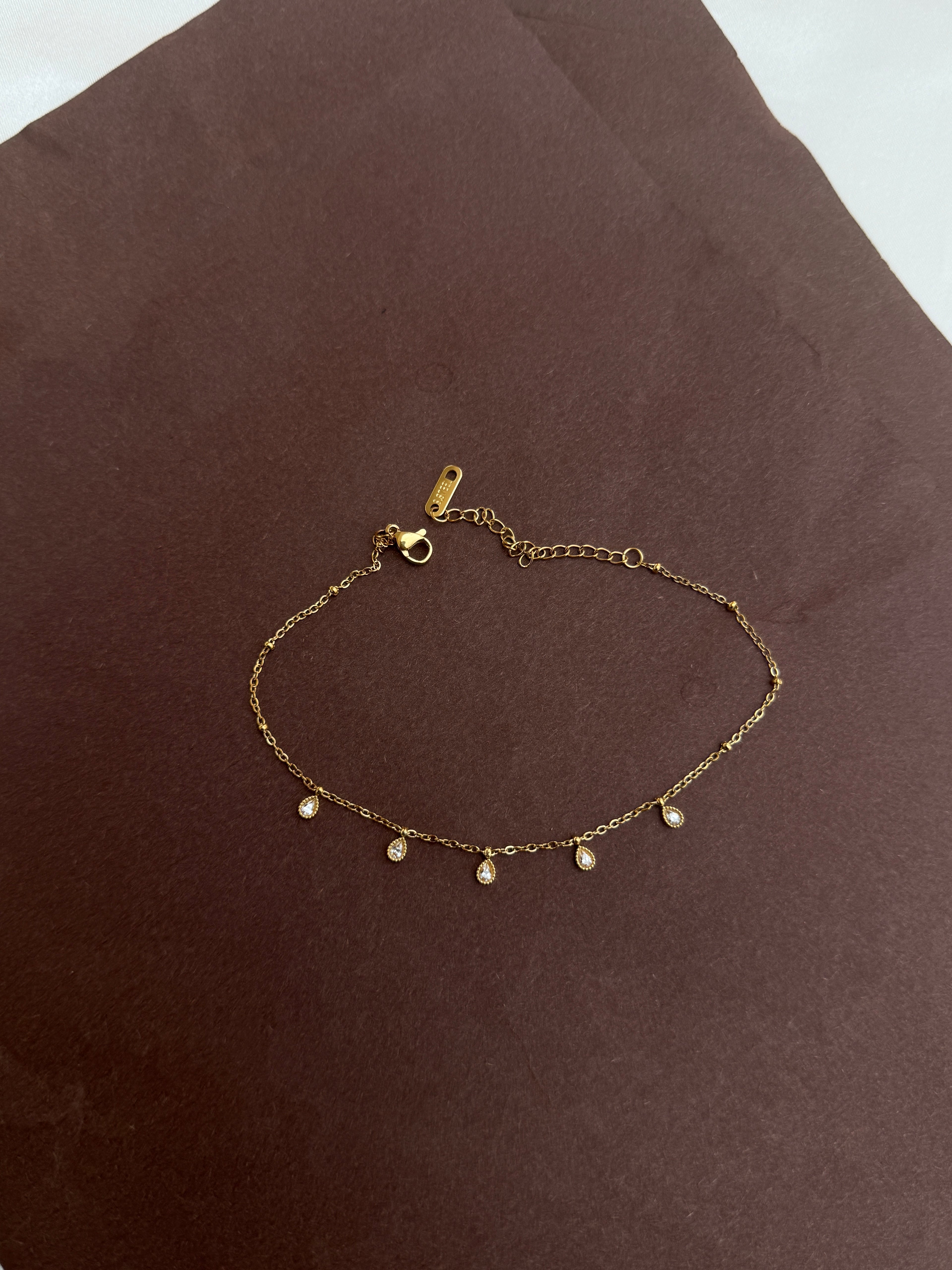 Ak126 anti tarnish drop anklets single peace 299  2 peaces 598