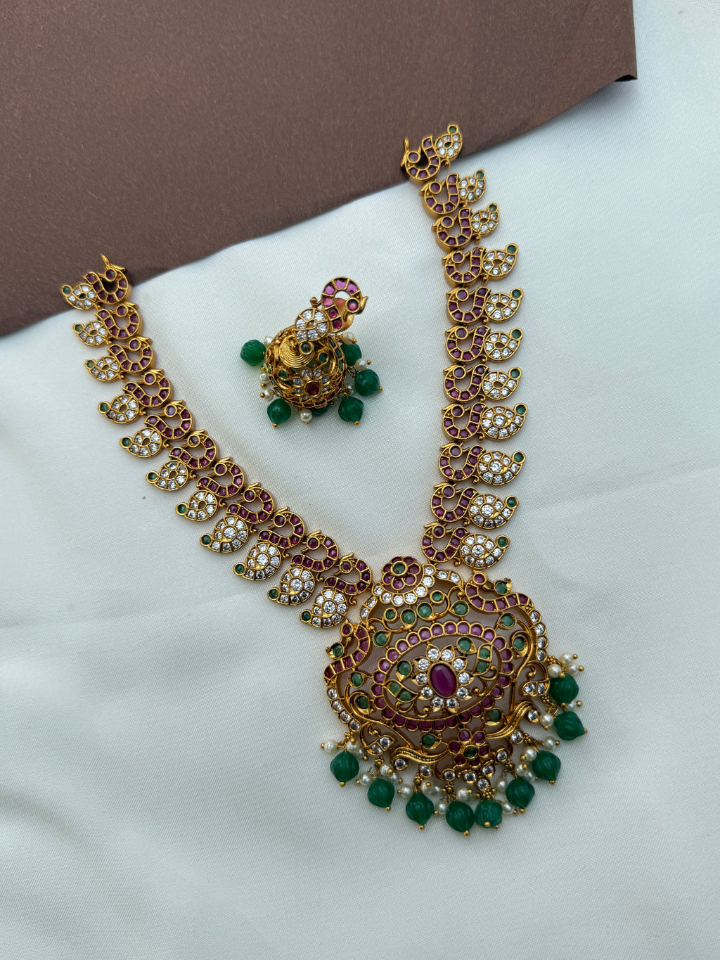 Ns567 Kempu mango peacock neckset