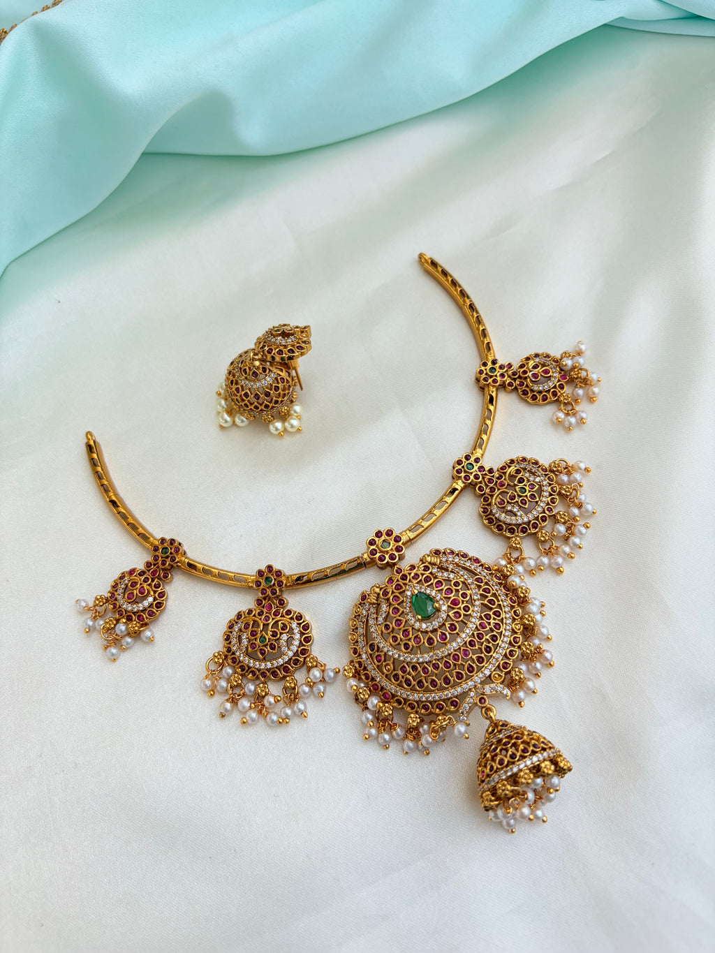 Royal Ruby & Emerald Short Neckset with Earrings Ns835