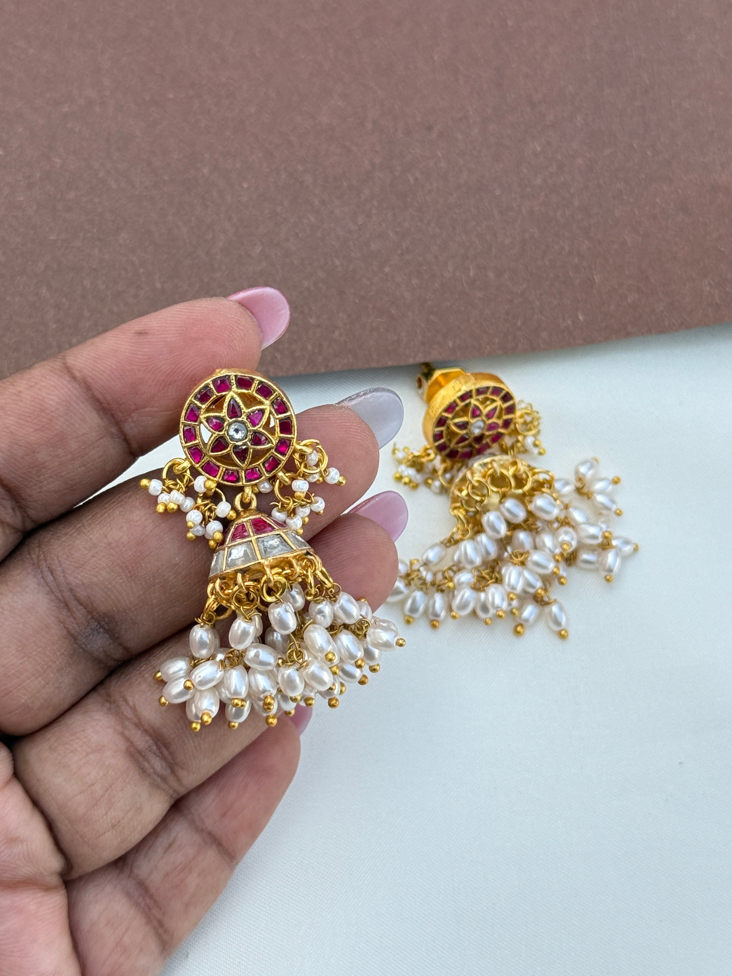 Er166 jadau kundan butta earrings