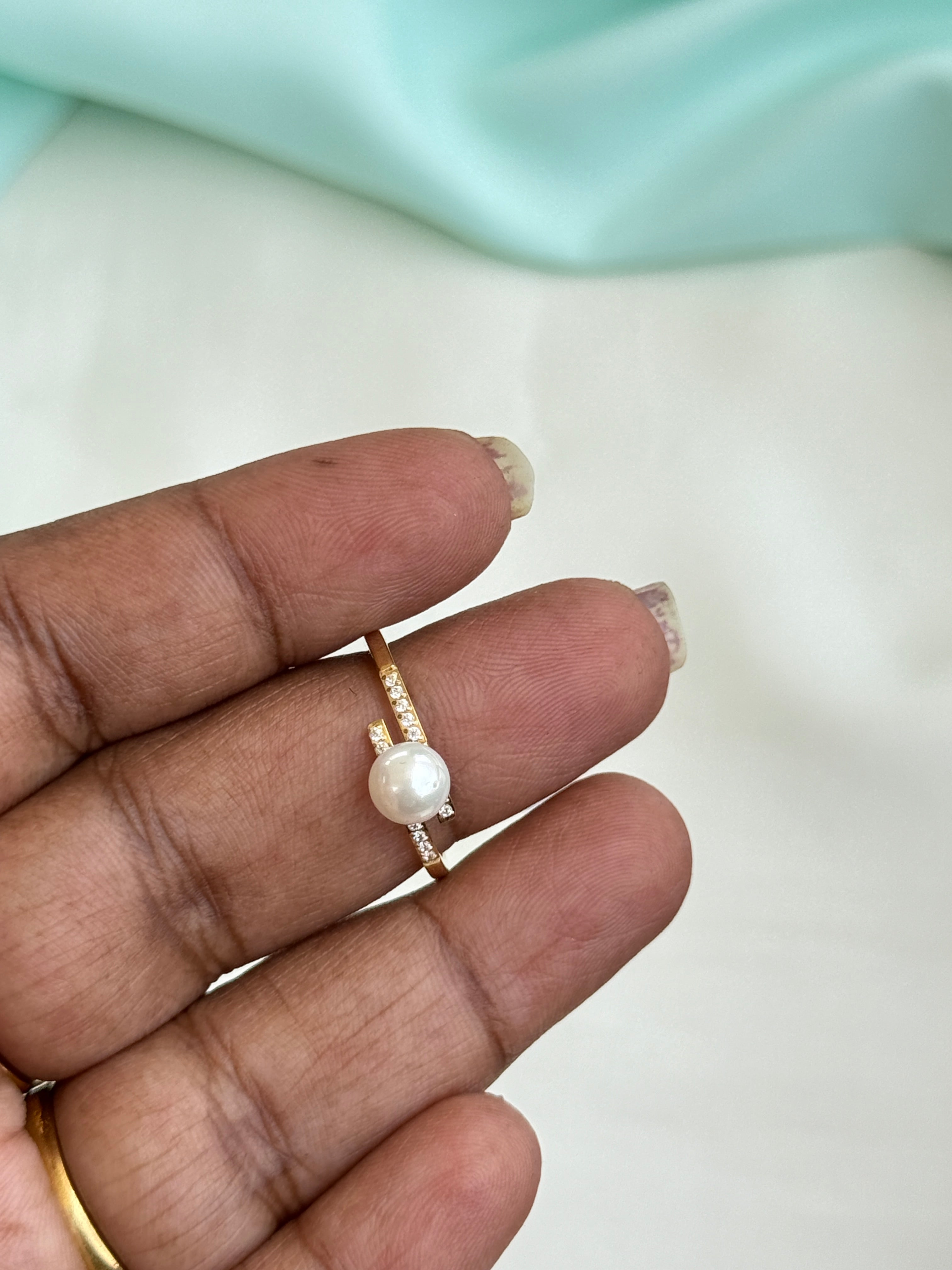 Rg097 anti tarnish pearl small stones finger rings