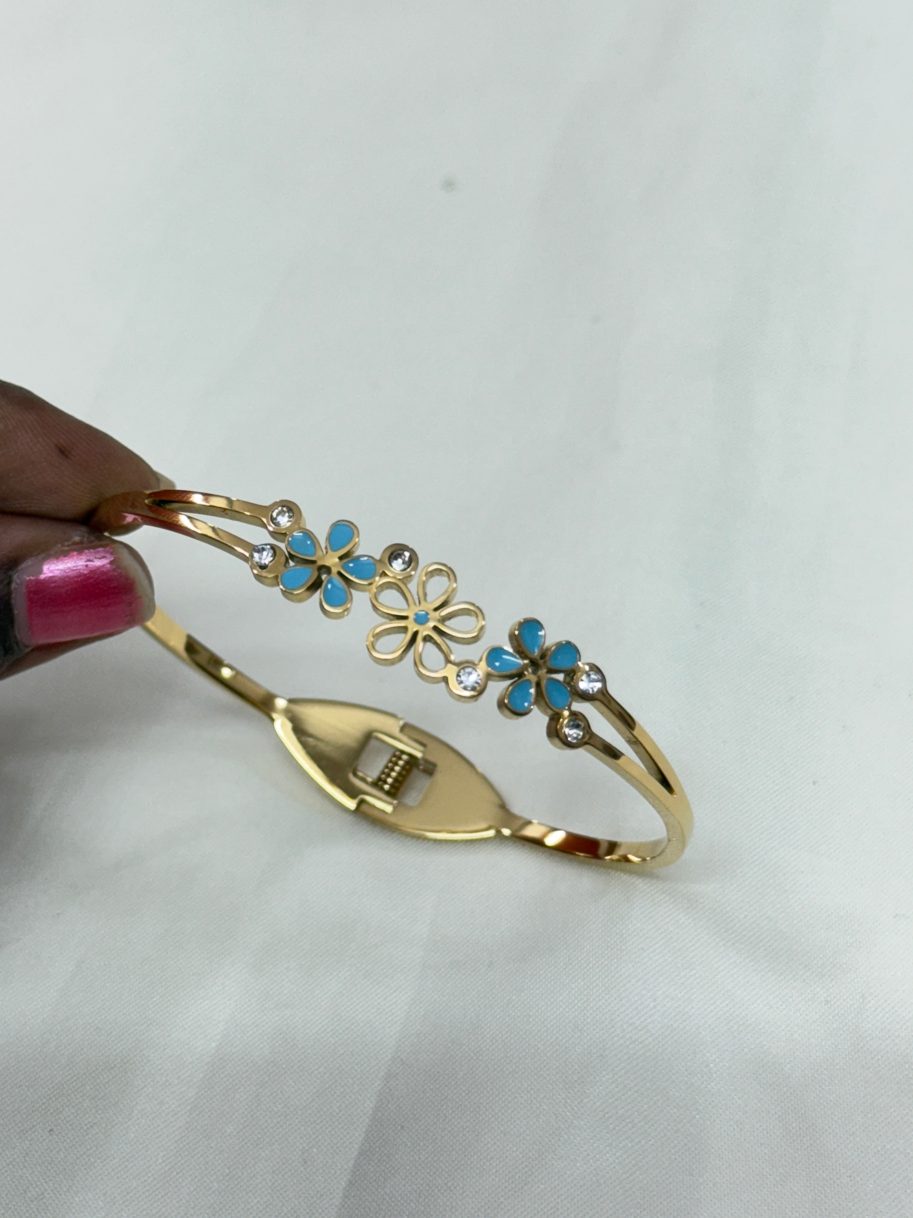 Ab039 flower openable anti tarnish bracelet