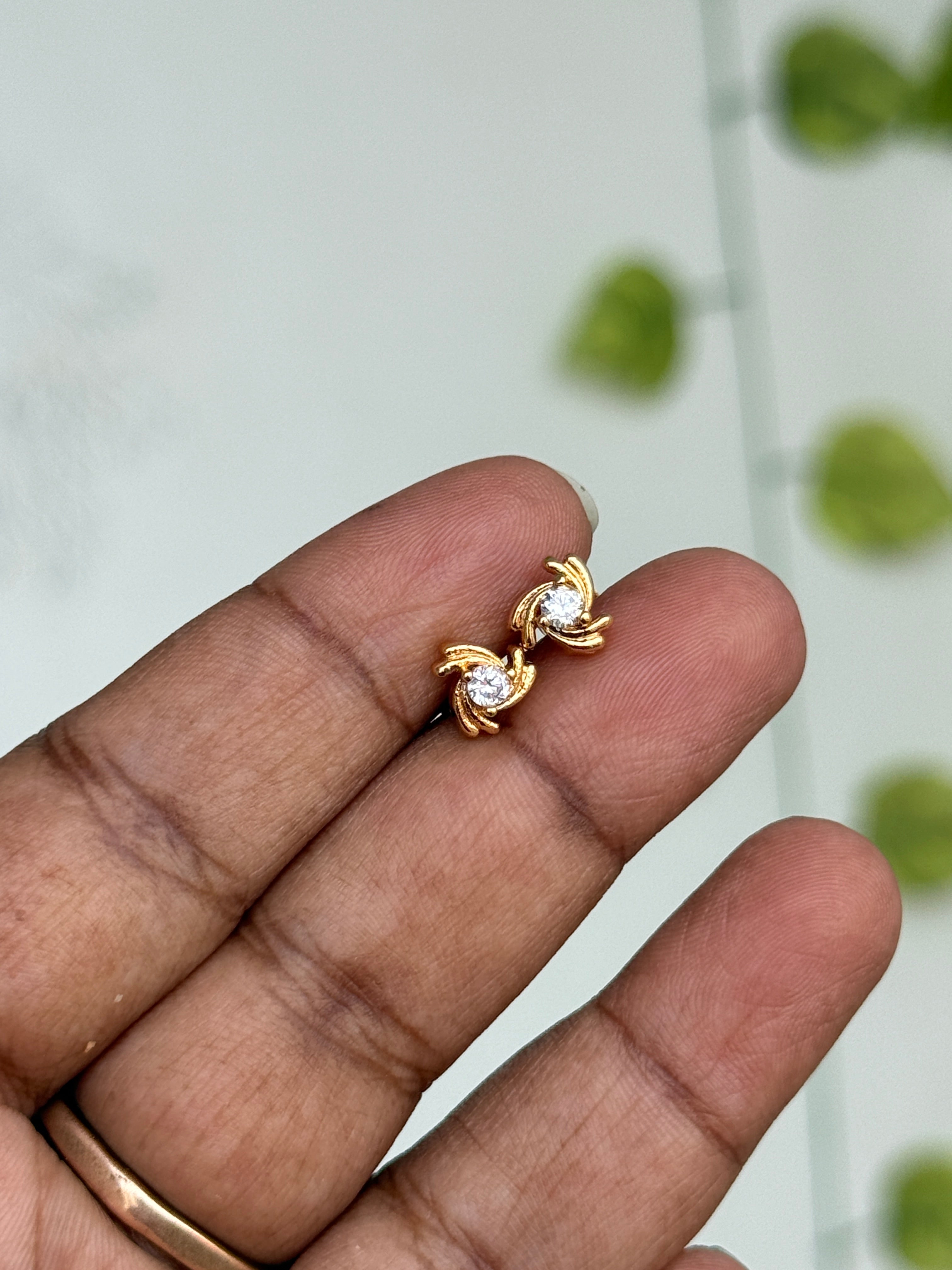 Ph551 Panchaloham small back screw stud