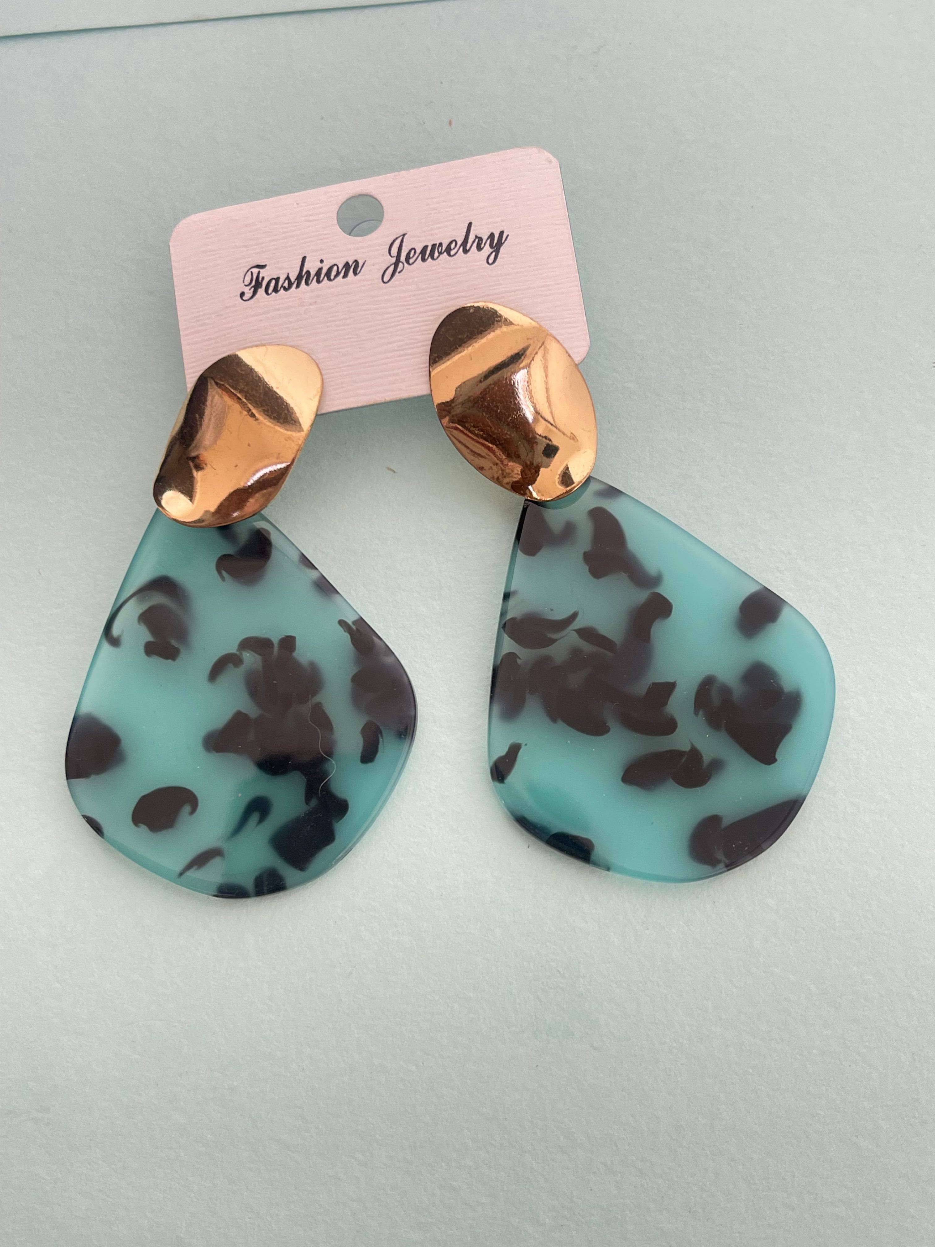 Western lightweight danglers