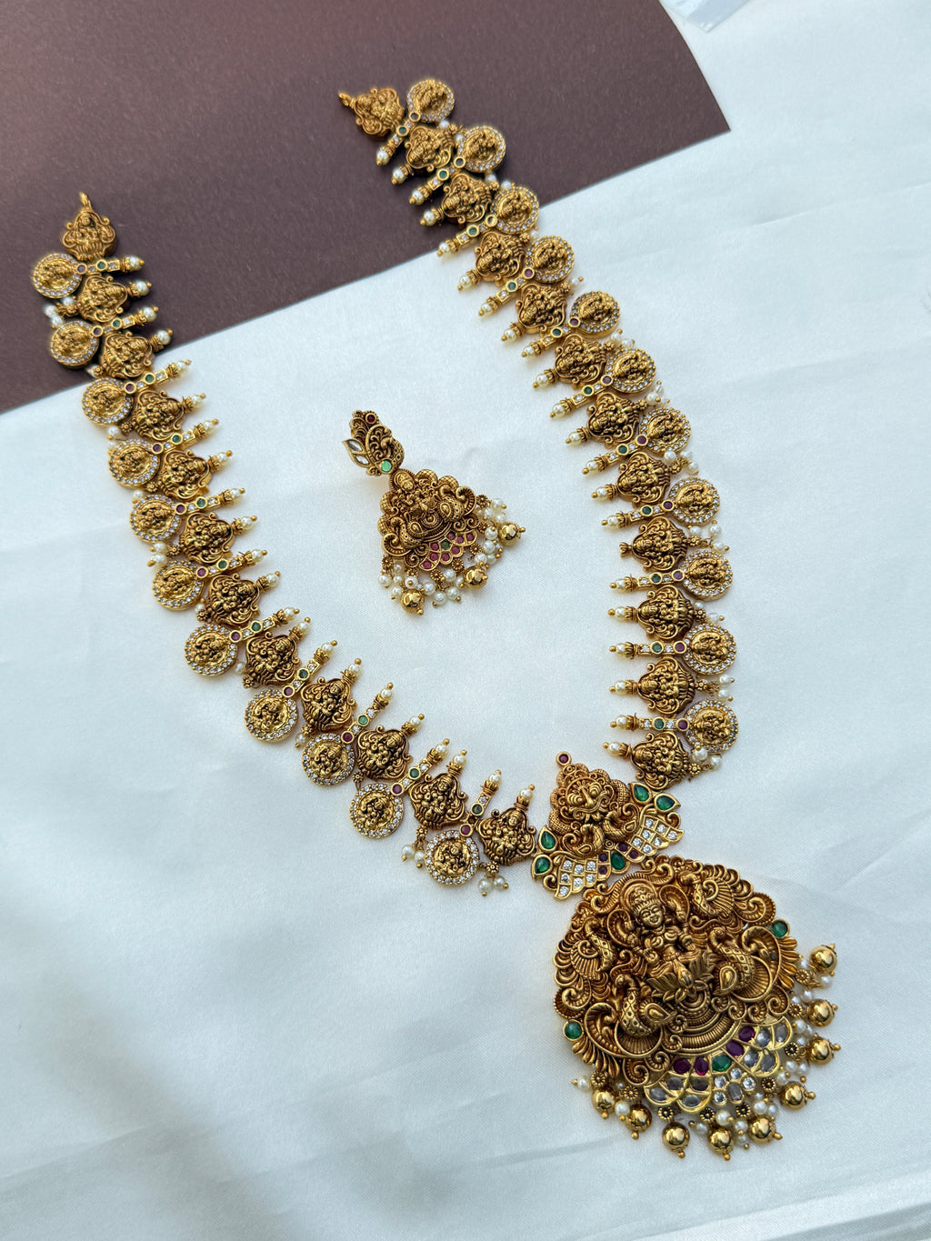 Lh563 nakshi bottumala long haram