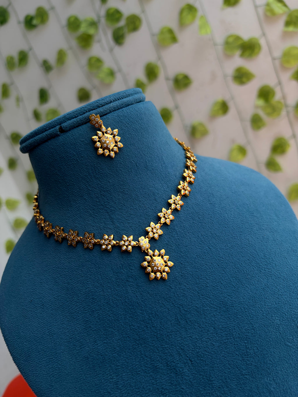 Ns900 flowers short Neckset with earrings
