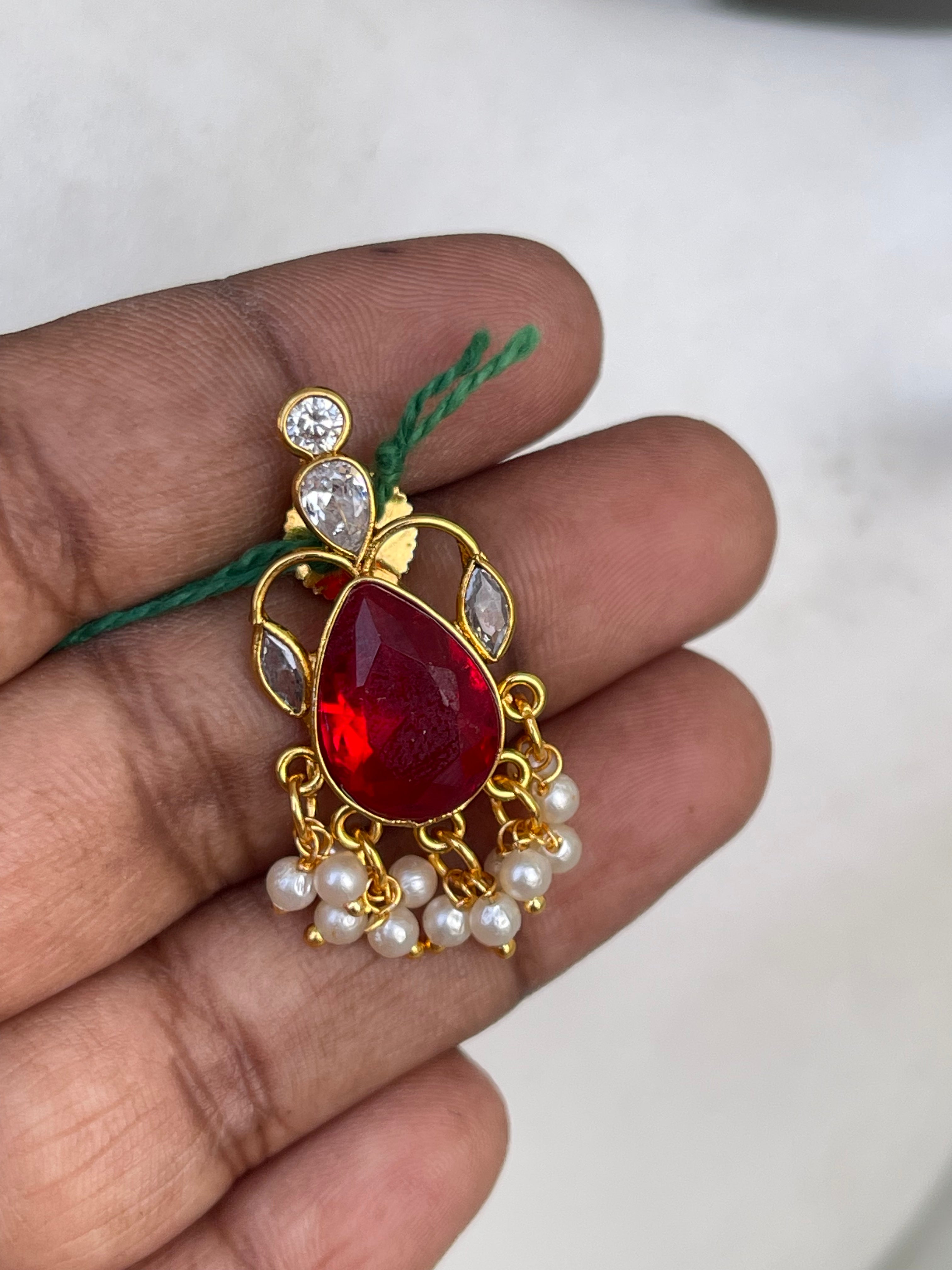 Small size earrings