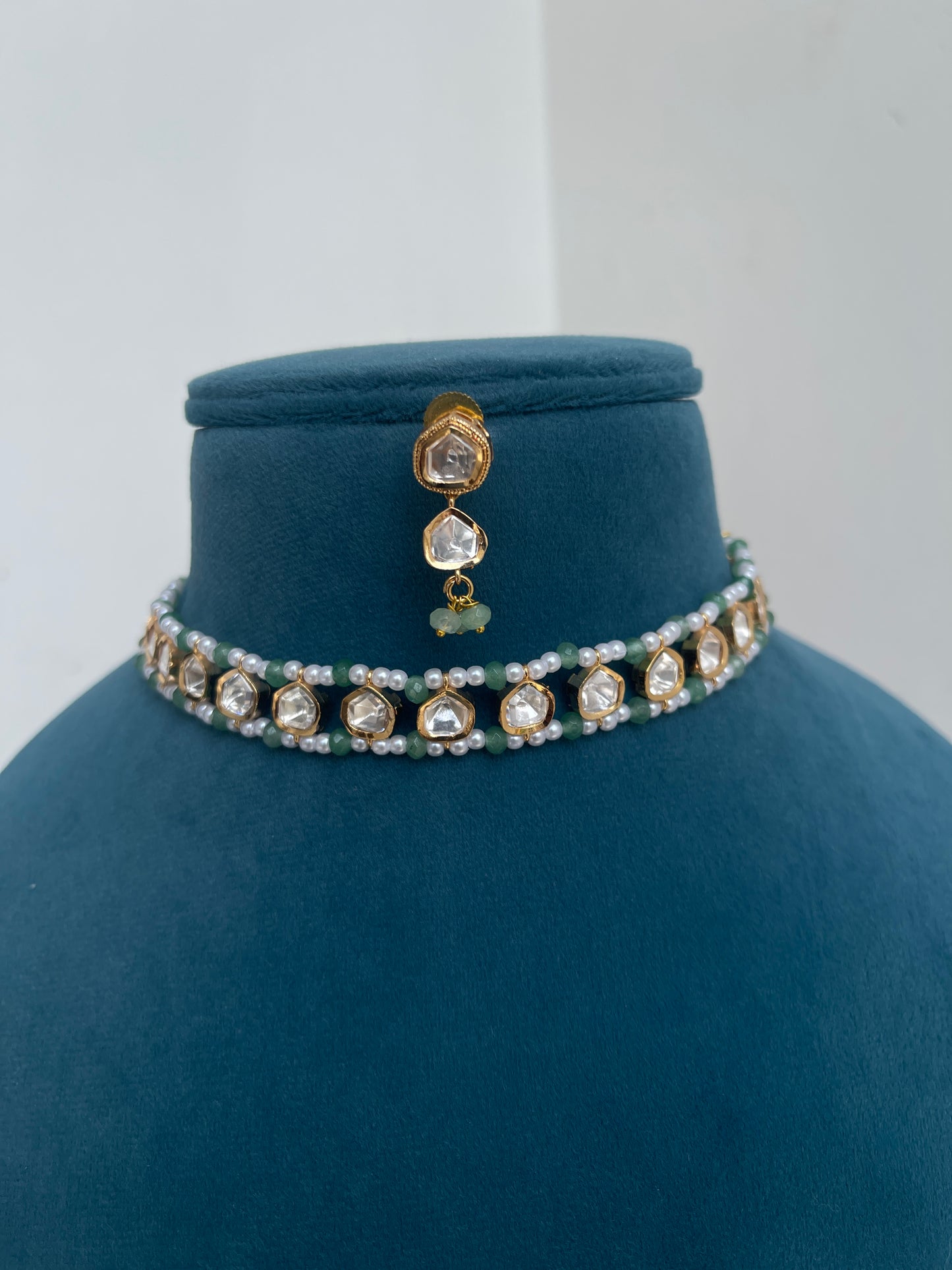 Uncut kundan pearl choker