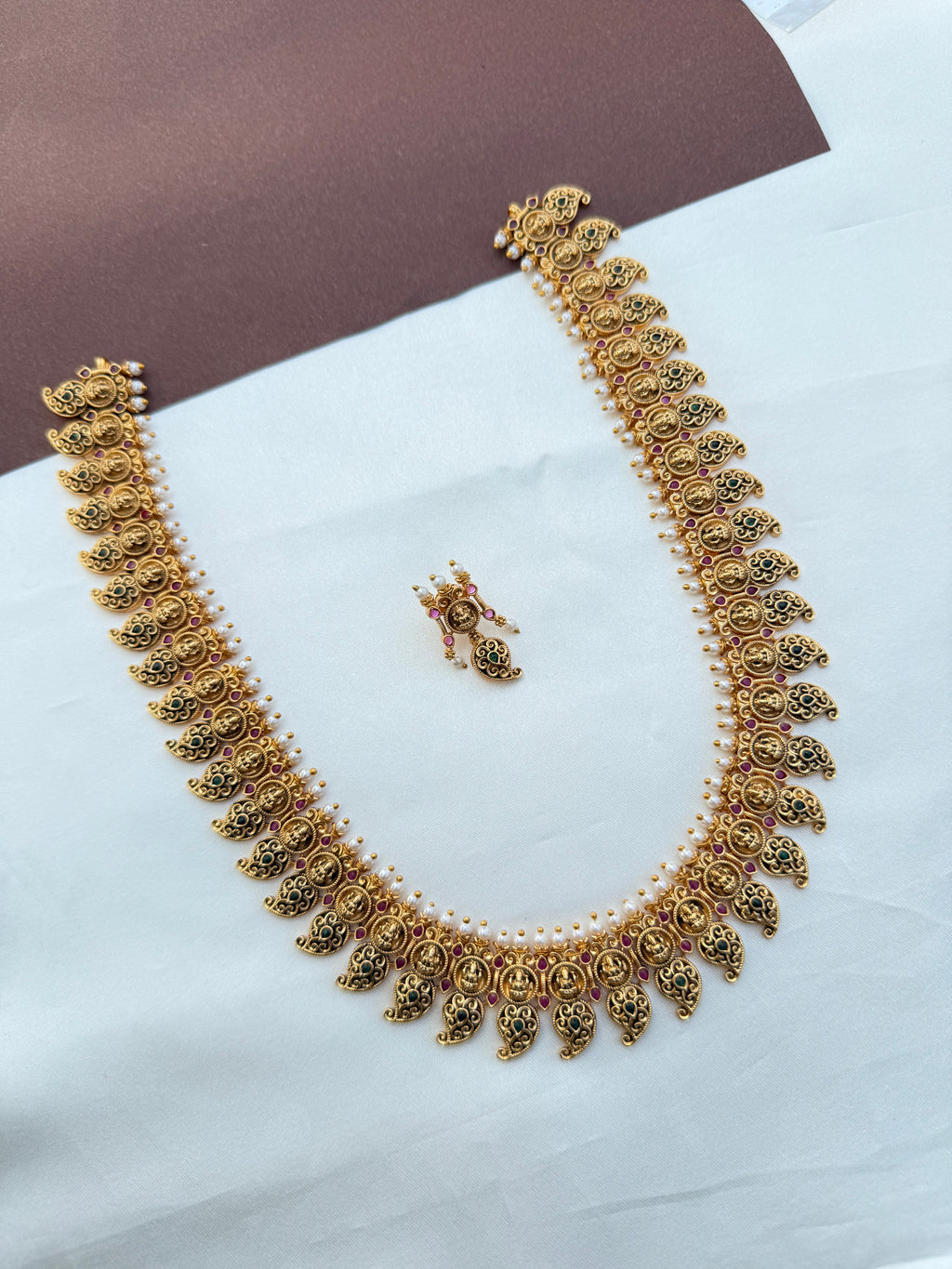 Lh562 antique lakshmi devi mango bottumala 3/4th haram