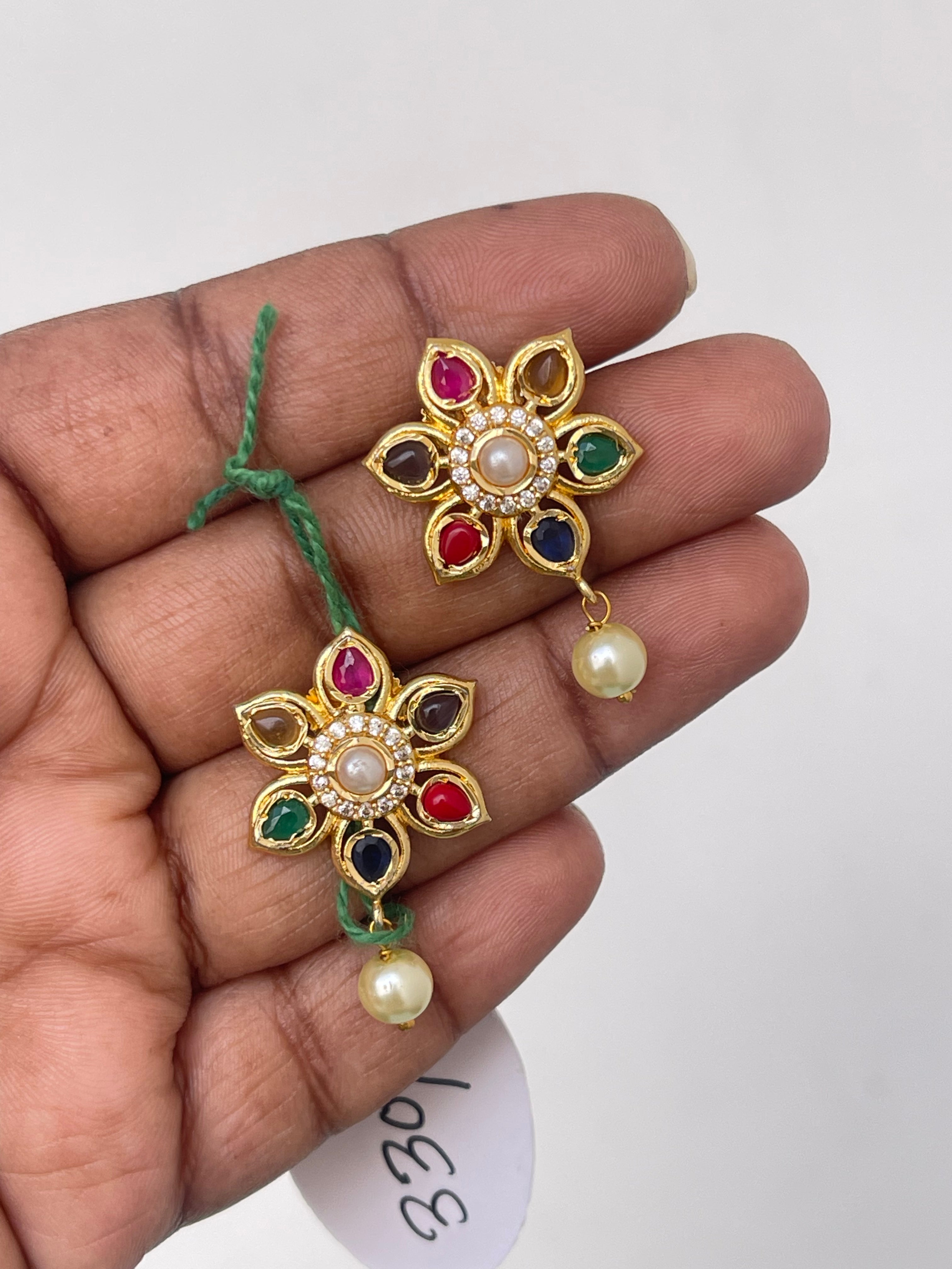 Multi stud pearl drop