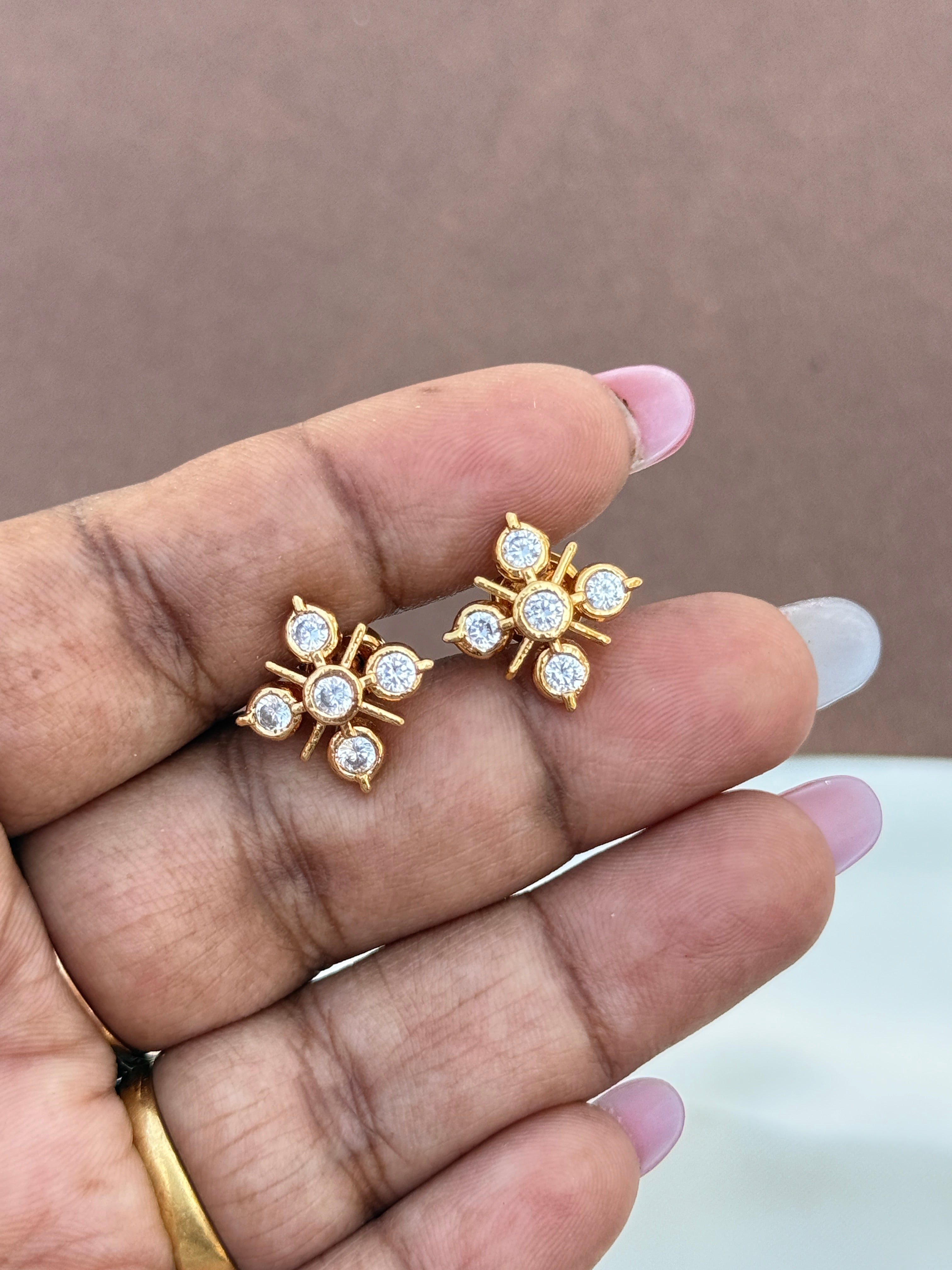 Ph140 panchaloham 5 stone studs